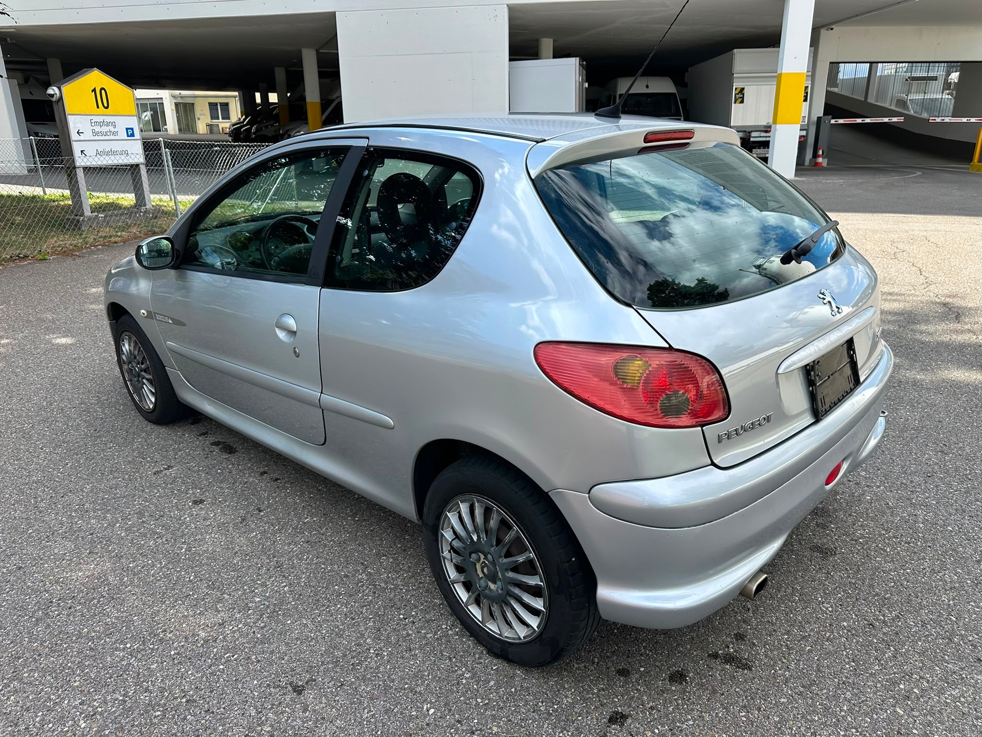 PEUGEOT 206 1.6 HDI Quiksilver-image-5