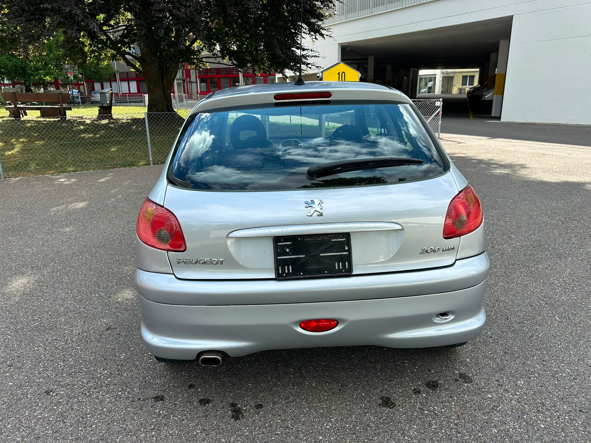 PEUGEOT 206 1.6 HDI Quiksilver-image-4