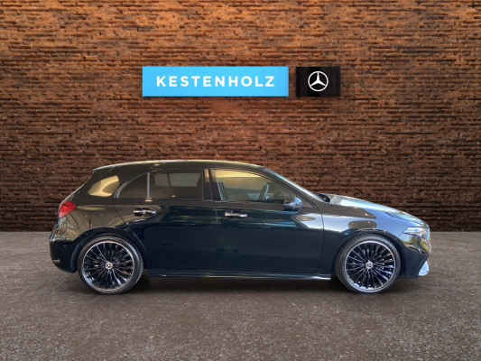 MERCEDES-BENZ A 180-showroom-element-2