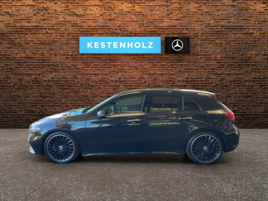 MERCEDES-BENZ A 180-showroom-element-3