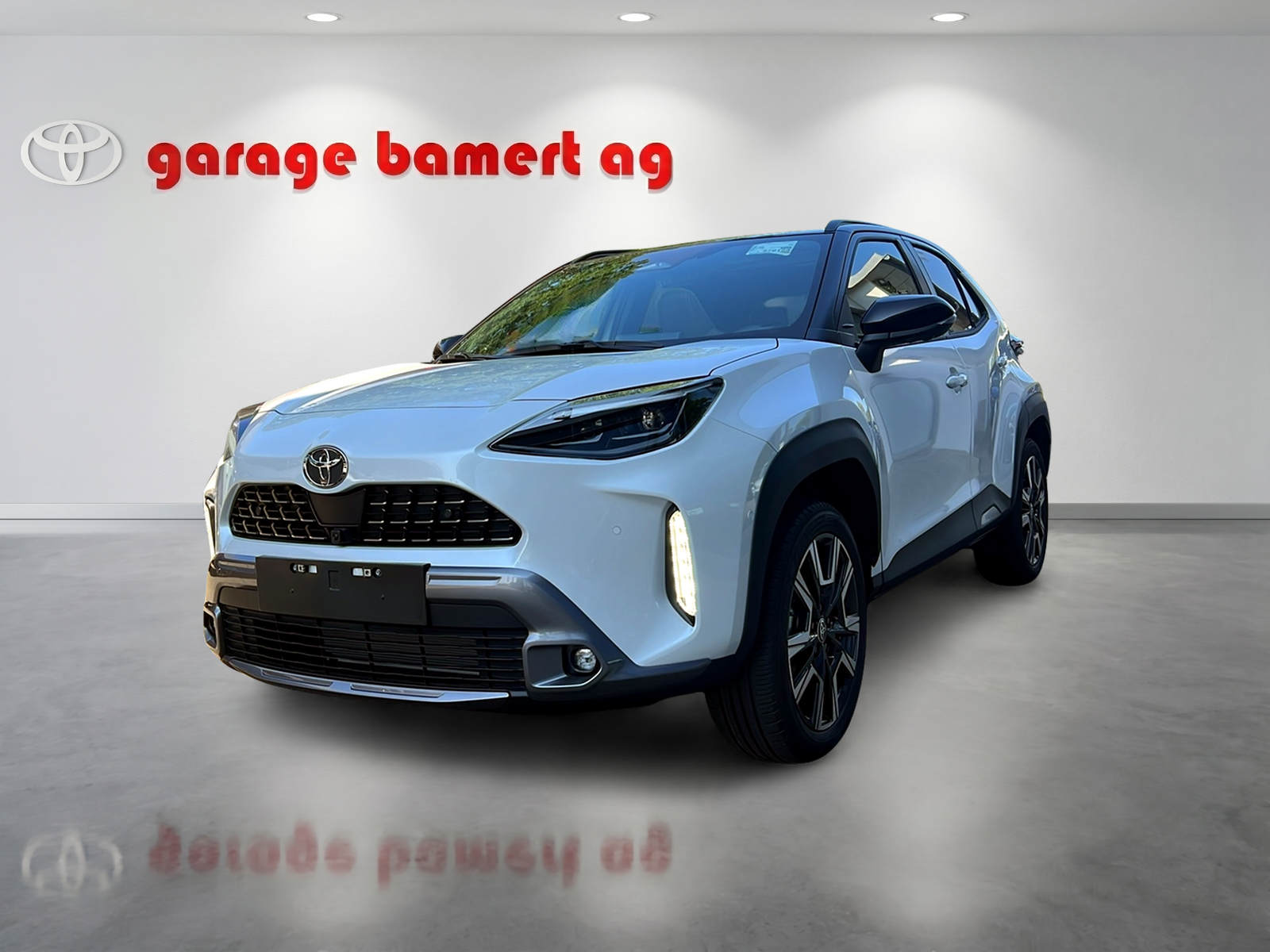 TOYOTA Yaris Cross 1.5 VVT-i HSD Premium AWD-i-image-0
