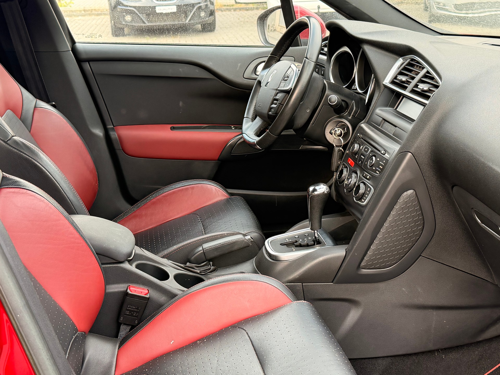 DS AUTOMOBILES DS4 1.6 THP SO Chic Automatic-image-8