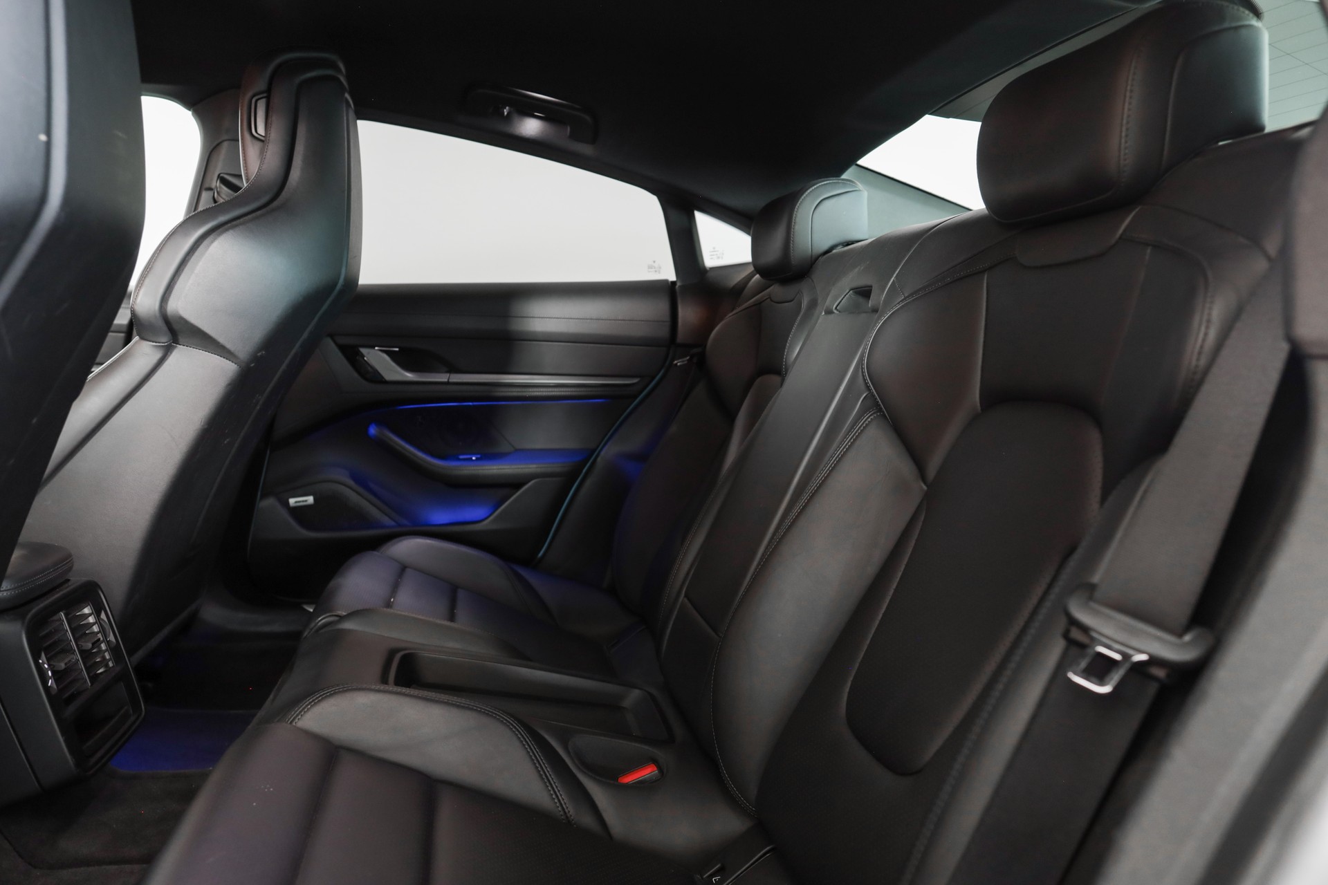 PORSCHE Taycan 4S Performance Plus-image-24