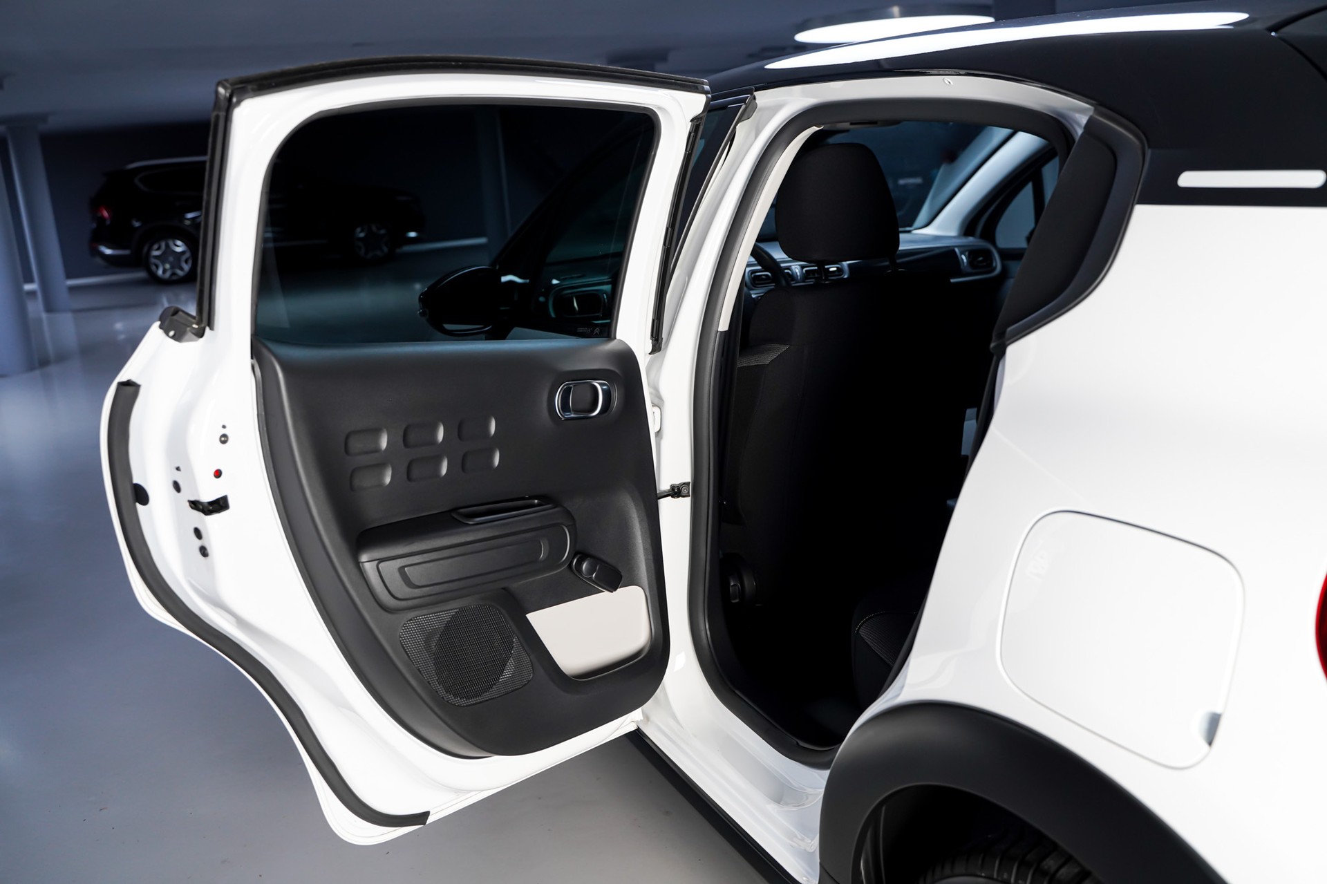 CITROEN C3 1.2i PureTech Swiss Edition-image-13