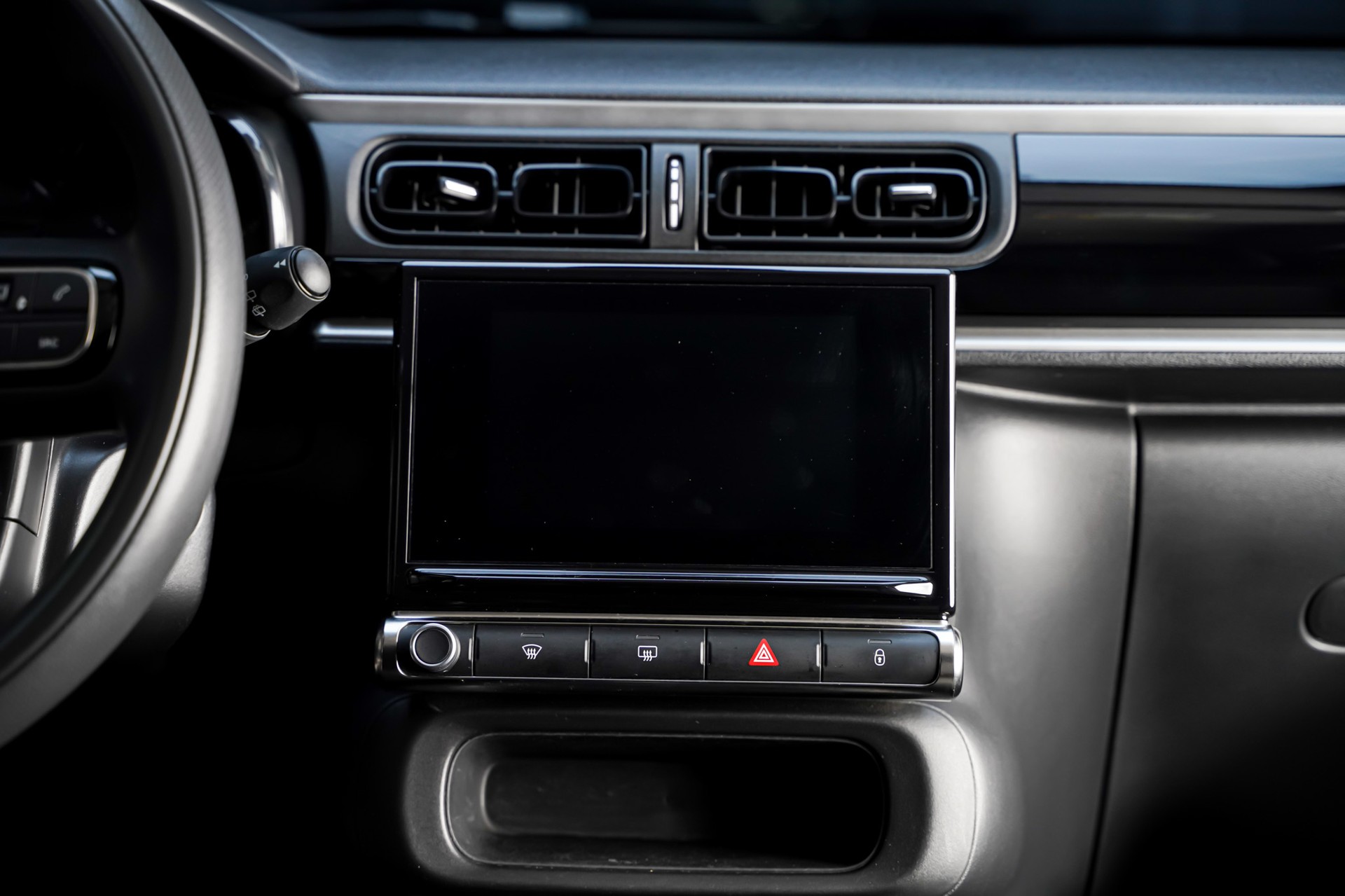 CITROEN C3 1.2i PureTech Swiss Edition-image-21