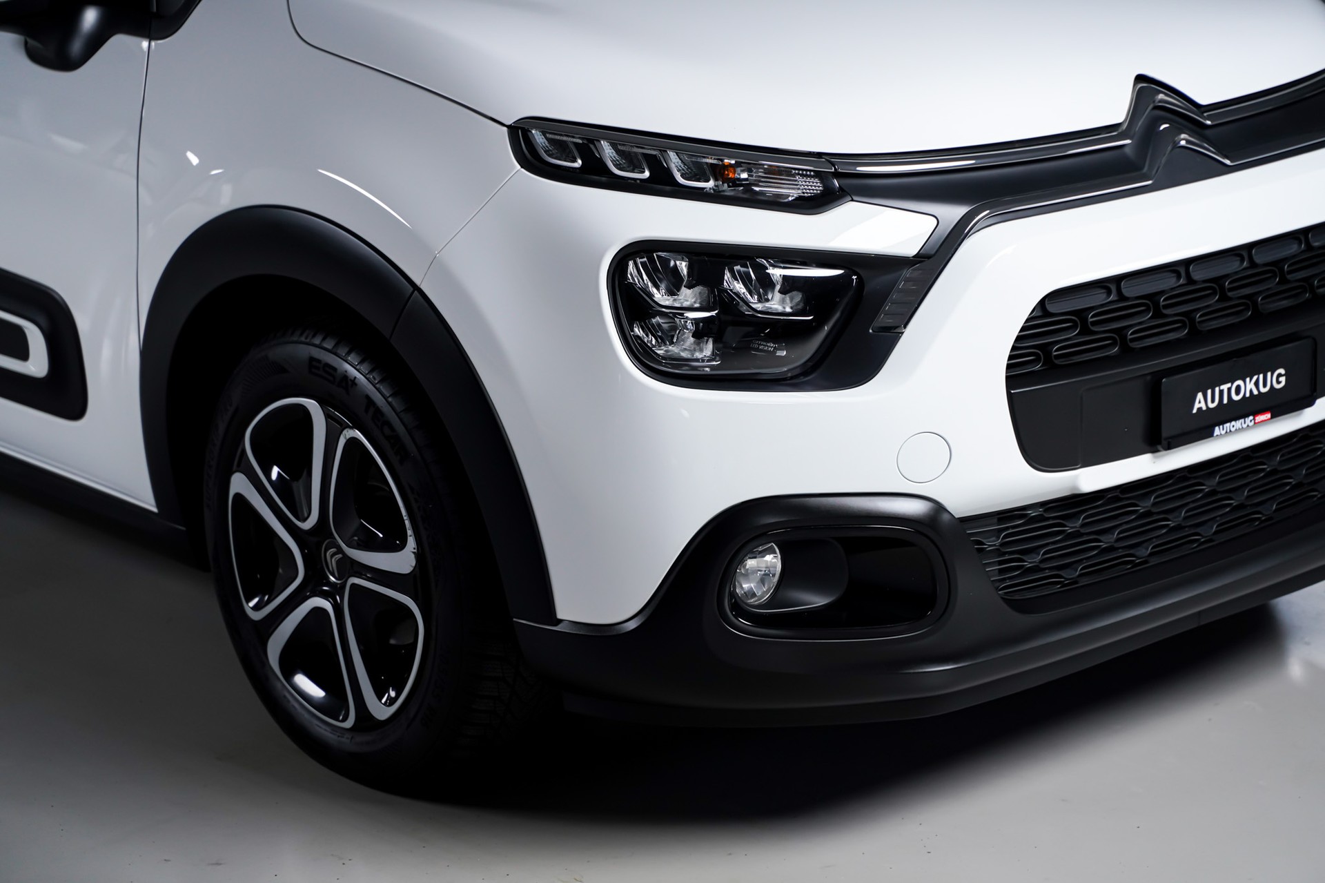 CITROEN C3 1.2i PureTech Swiss Edition-image-3