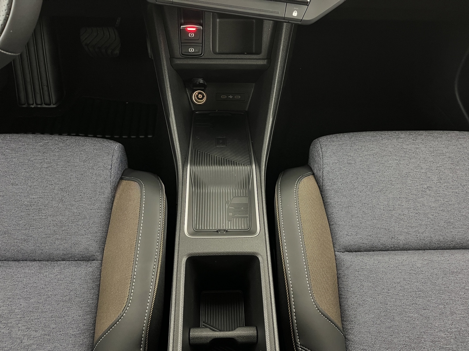 RENAULT R5 E-Tech Comfort Range techno-image-13