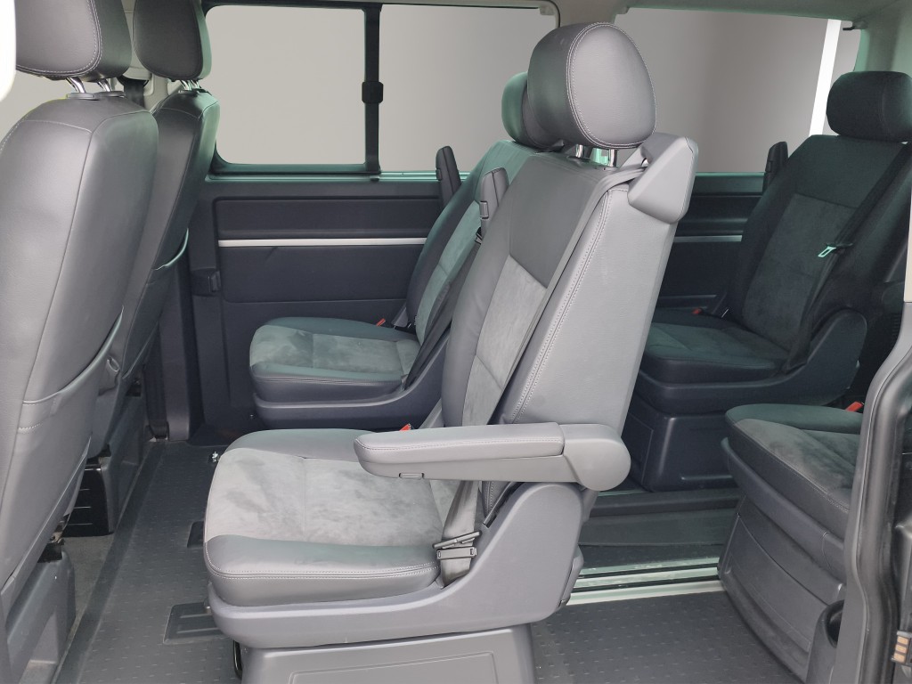 VW T5 Multivan 2.0 TSI 204 Highline DSG 4m AHK-image-3