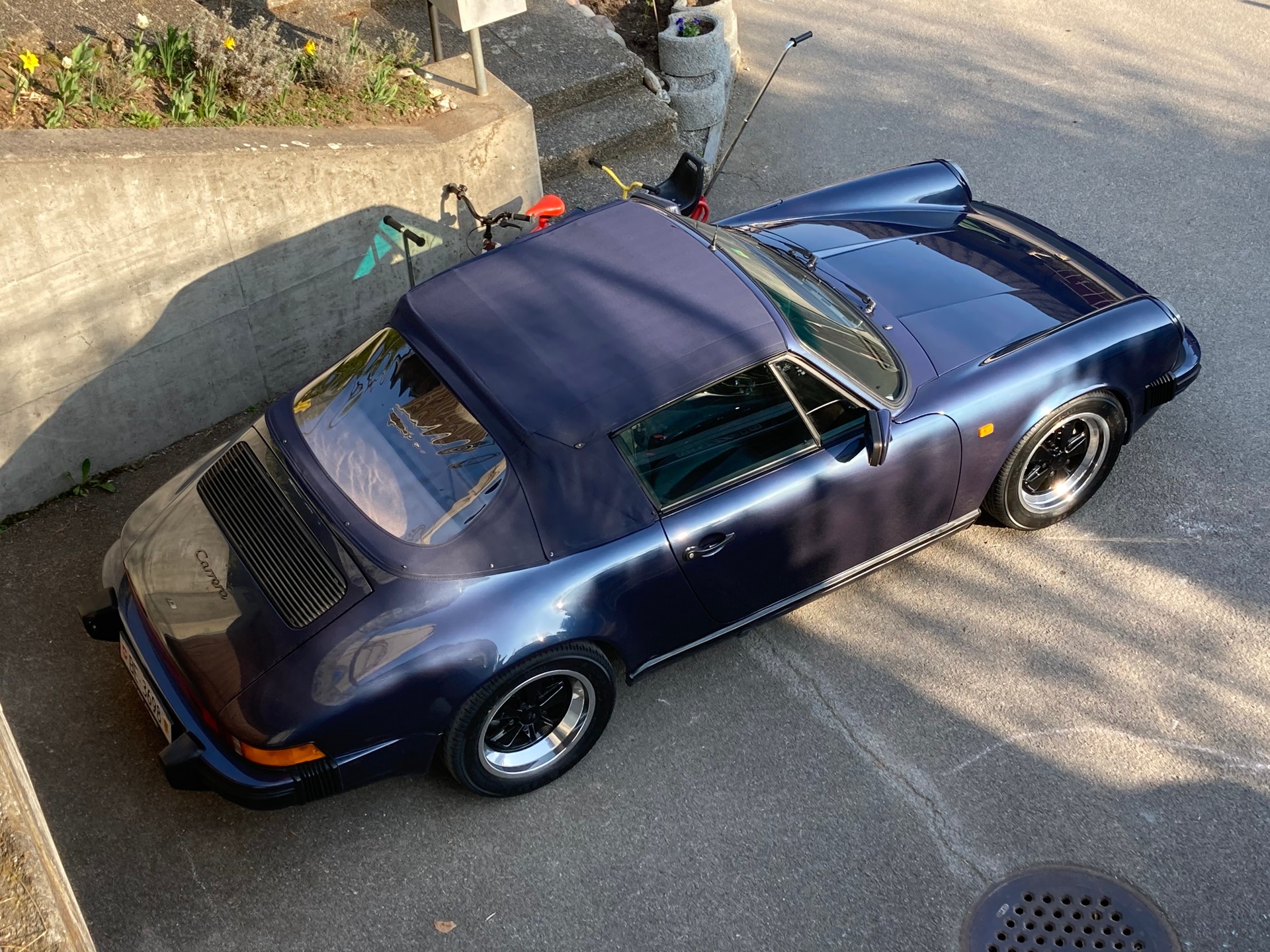 PORSCHE 911 Carrera Cabrio 3.2 G-Model-image-3