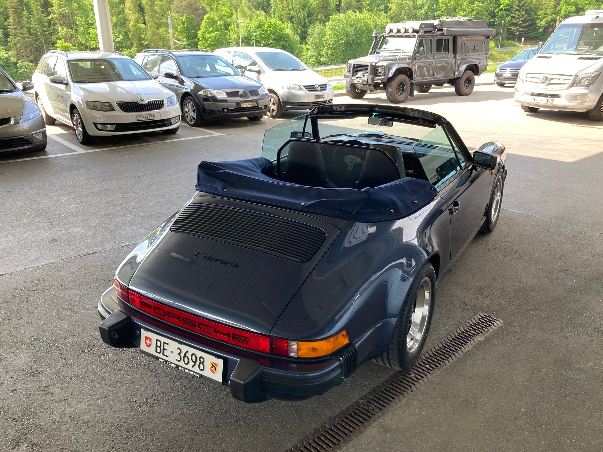 PORSCHE 911 Carrera Cabrio 3.2 G-Model-image-2