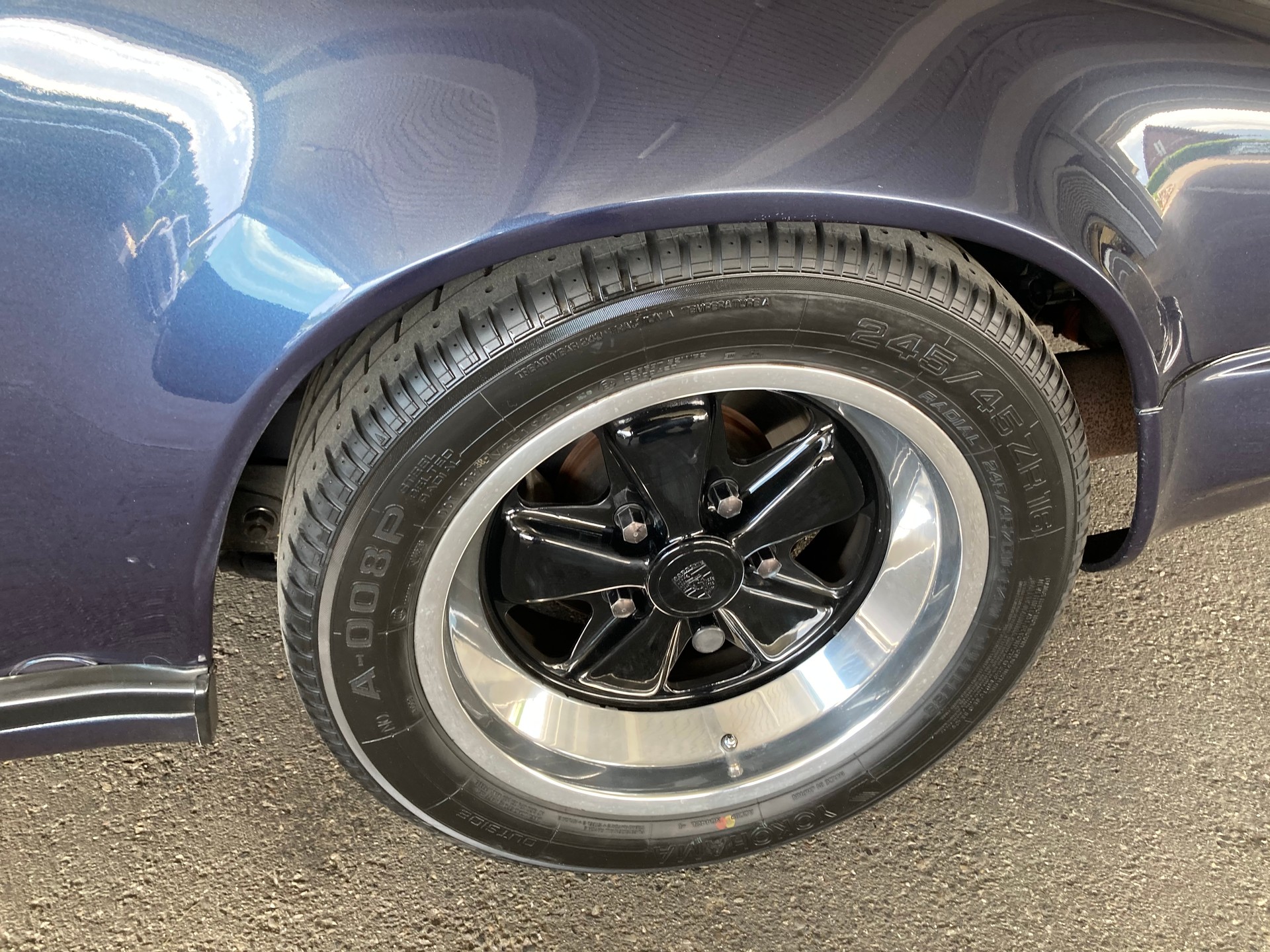 PORSCHE 911 Carrera Cabrio 3.2 G-Model-image-9