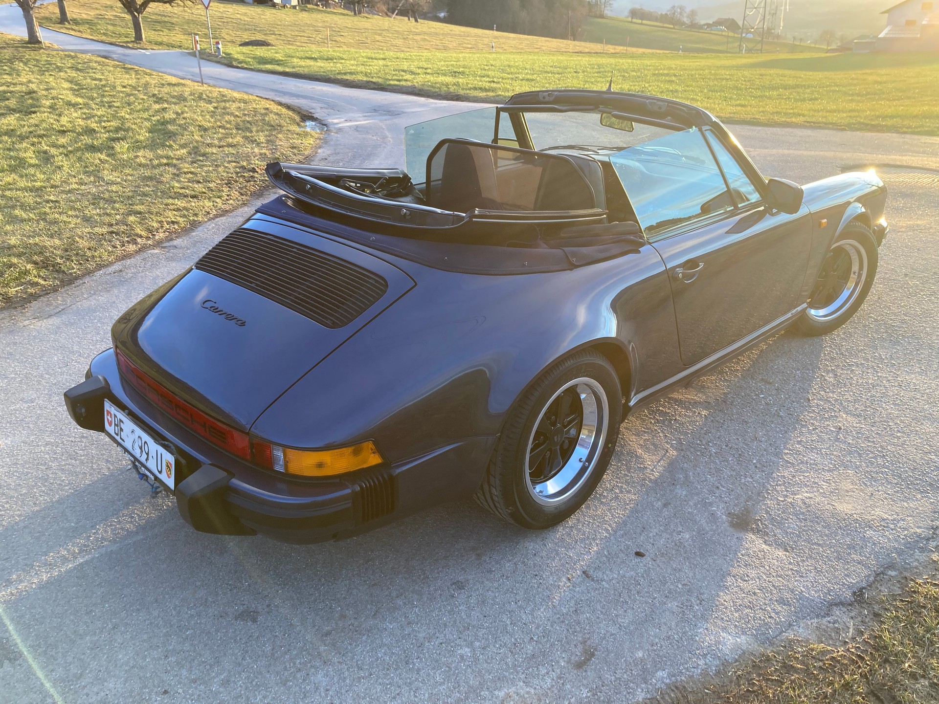 PORSCHE 911 Carrera Cabrio 3.2 G-Model-image-6