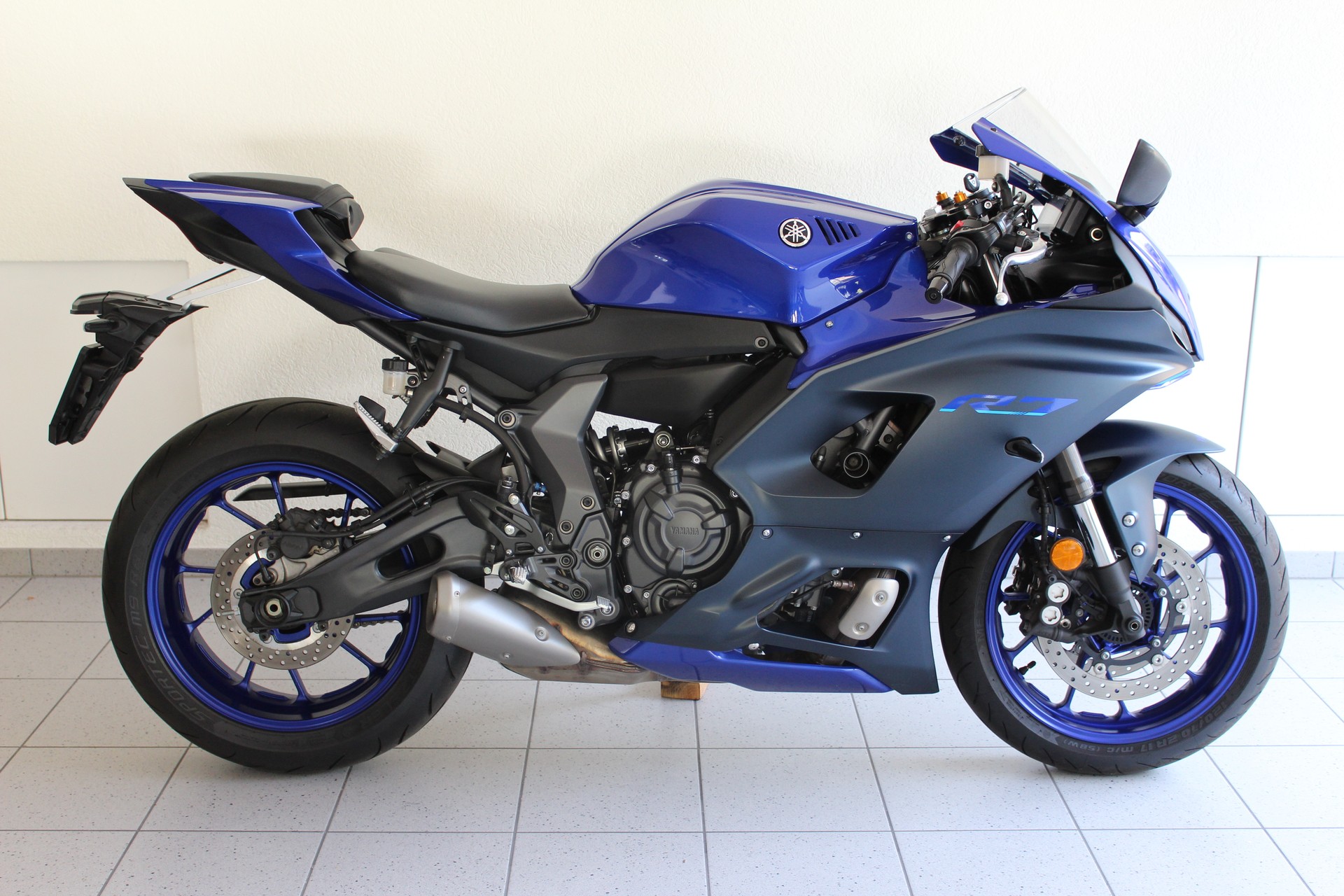 YAMAHA YZF-R7 (35kW)-image-1