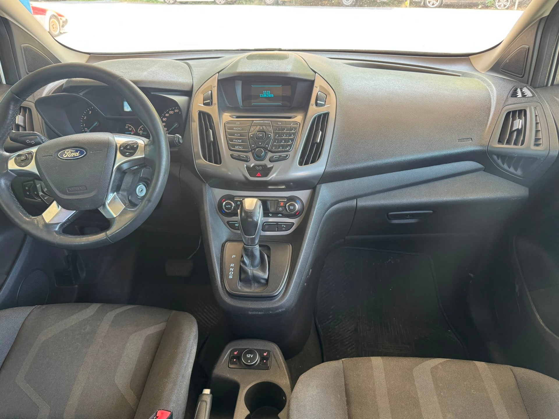 FORD Grand Tourneo Connect 1.6 SCTi Titanium Automatic-image-7