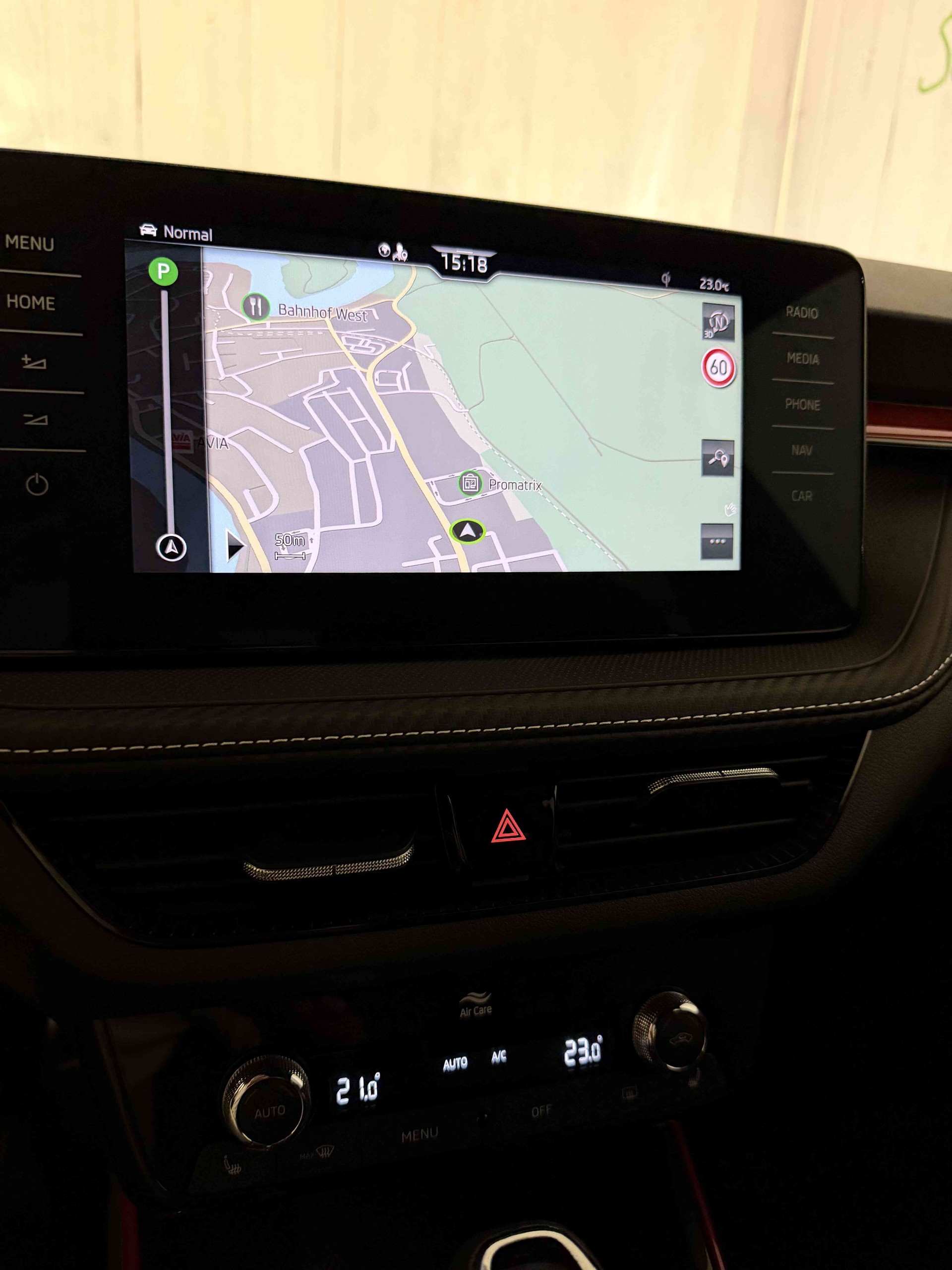SKODA Fabia 1.0 TSI Monte Carlo DSG-image-13