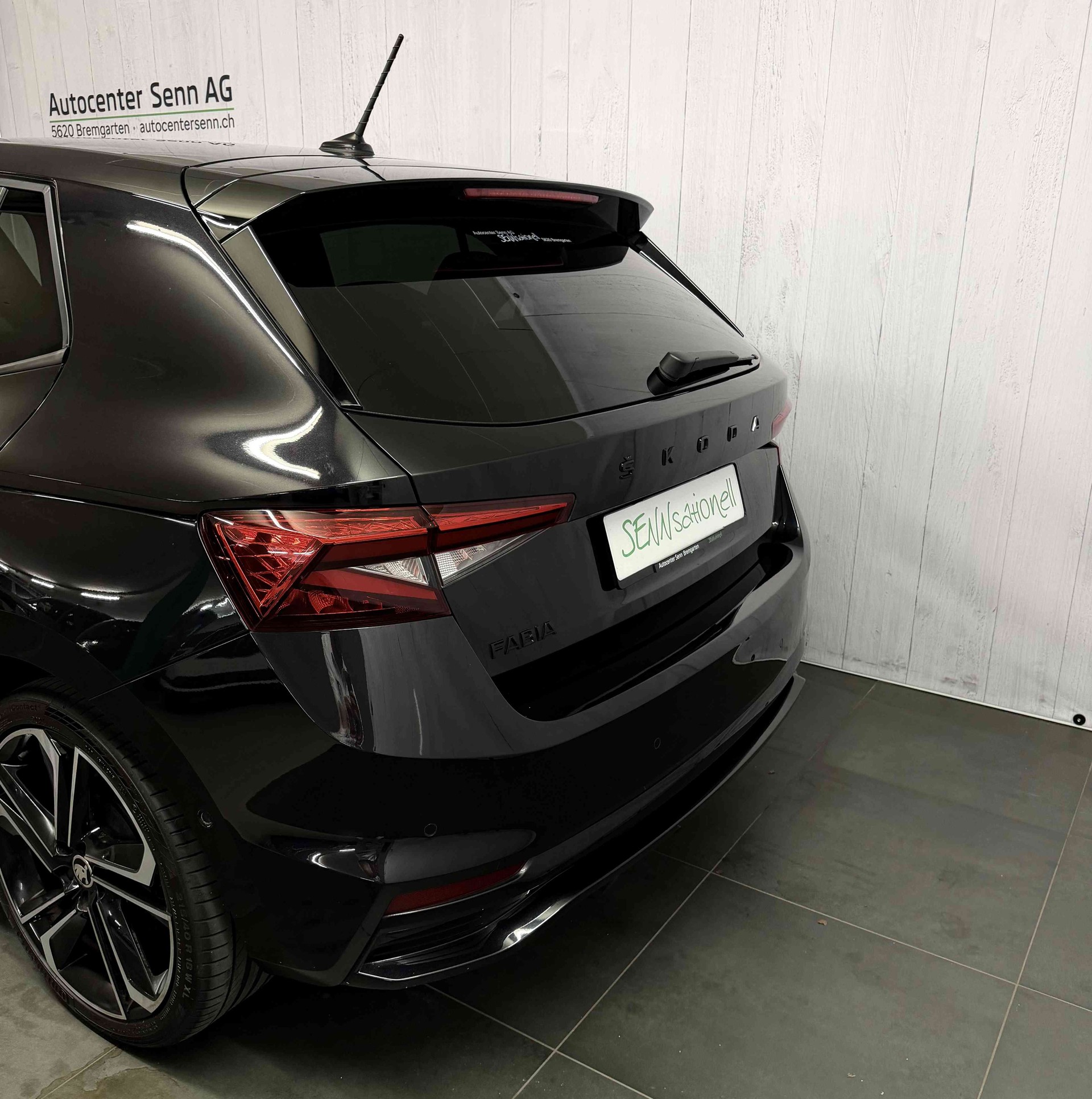 SKODA Fabia 1.0 TSI Monte Carlo DSG-image-5