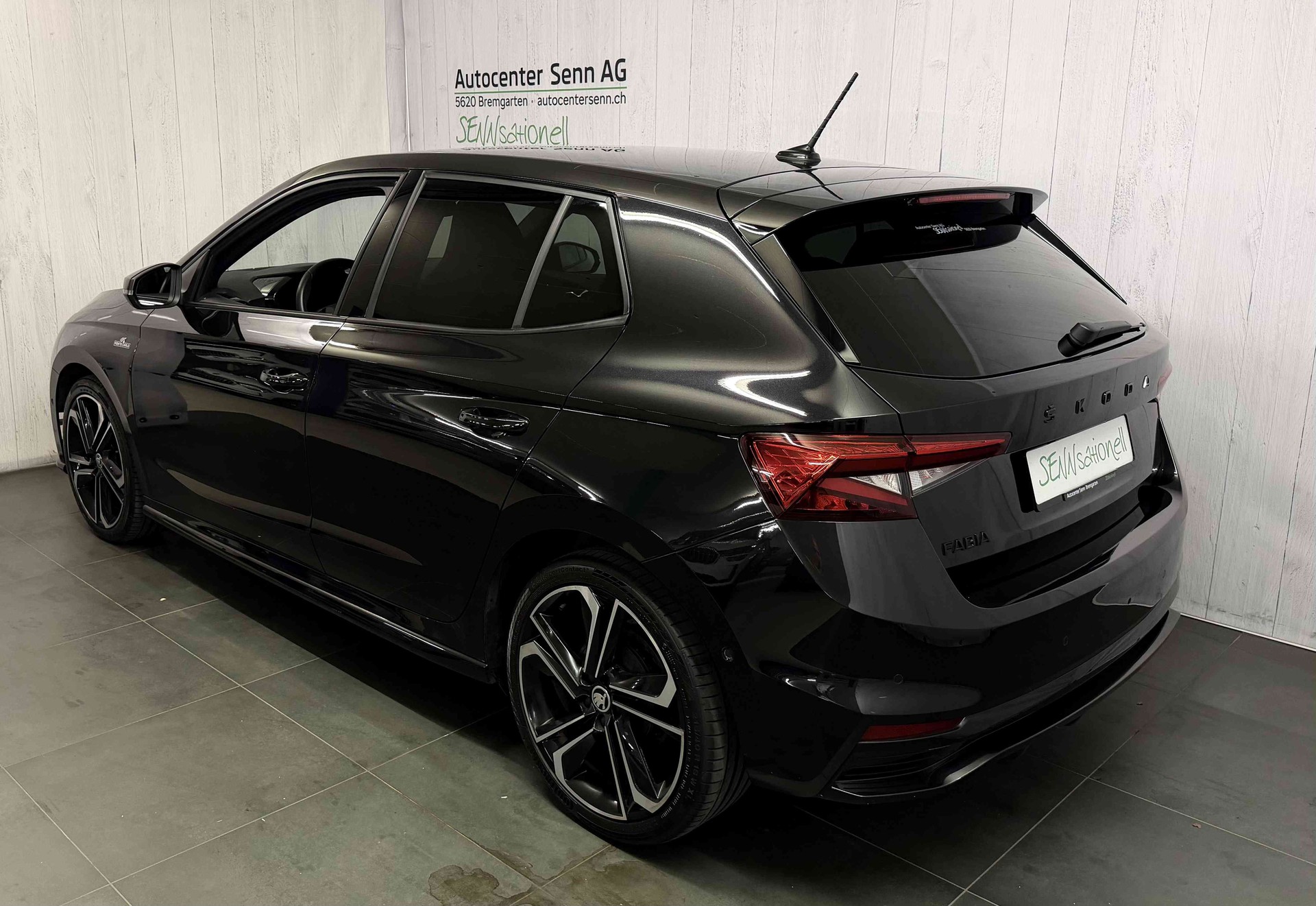 SKODA Fabia 1.0 TSI Monte Carlo DSG-image-4