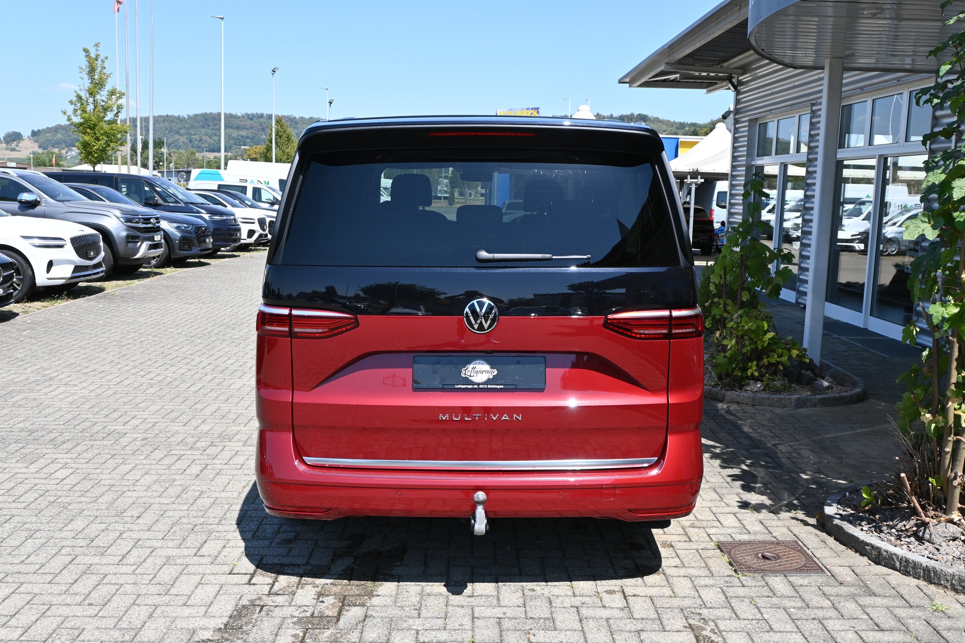VW Multivan 2.0 TDI Style DSG Lang 7-Plätzer + AHK 2000kg-showroom-element-3