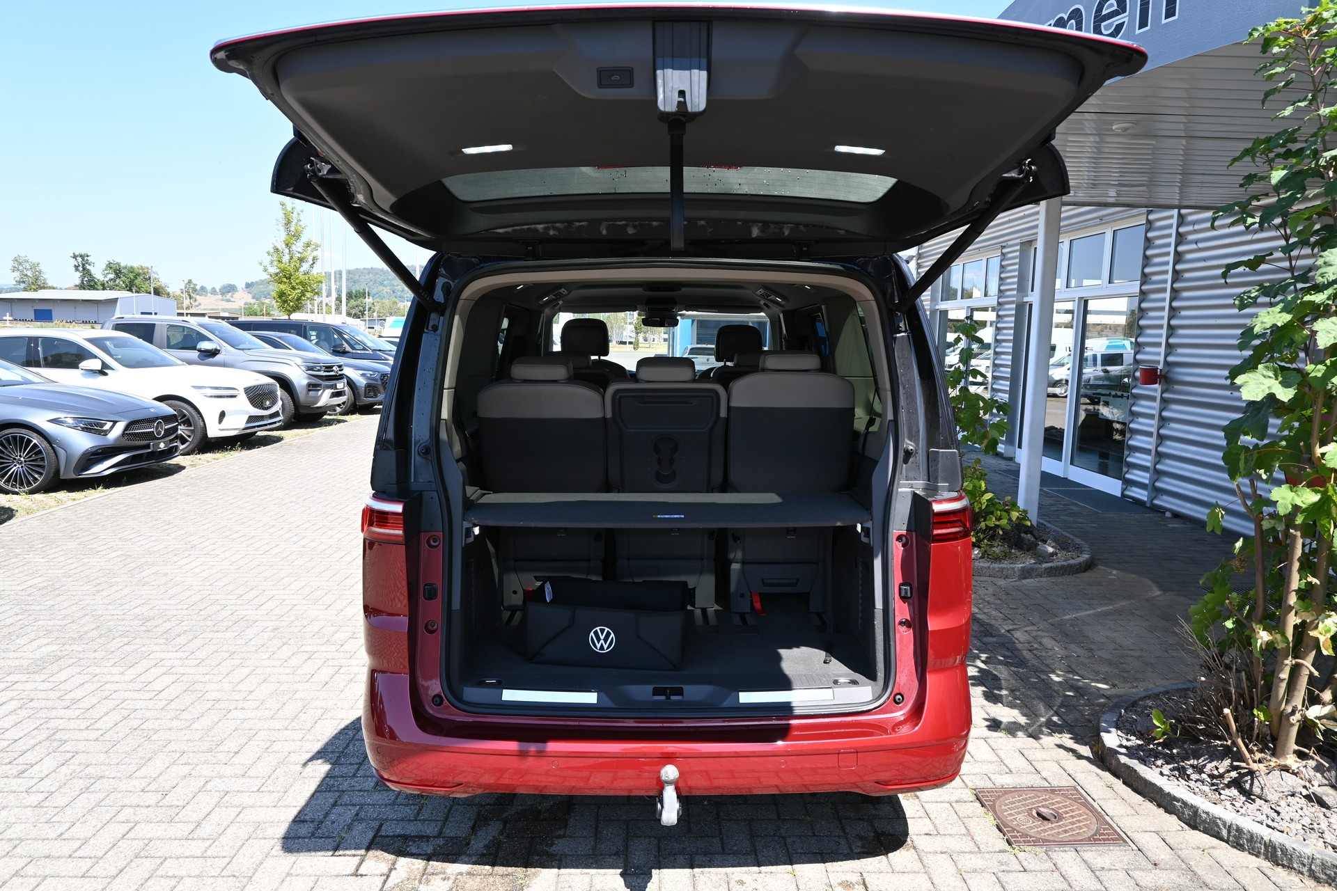 VW Multivan 2.0 TDI Style DSG Lang 7-Plätzer + AHK 2000kg-image-8