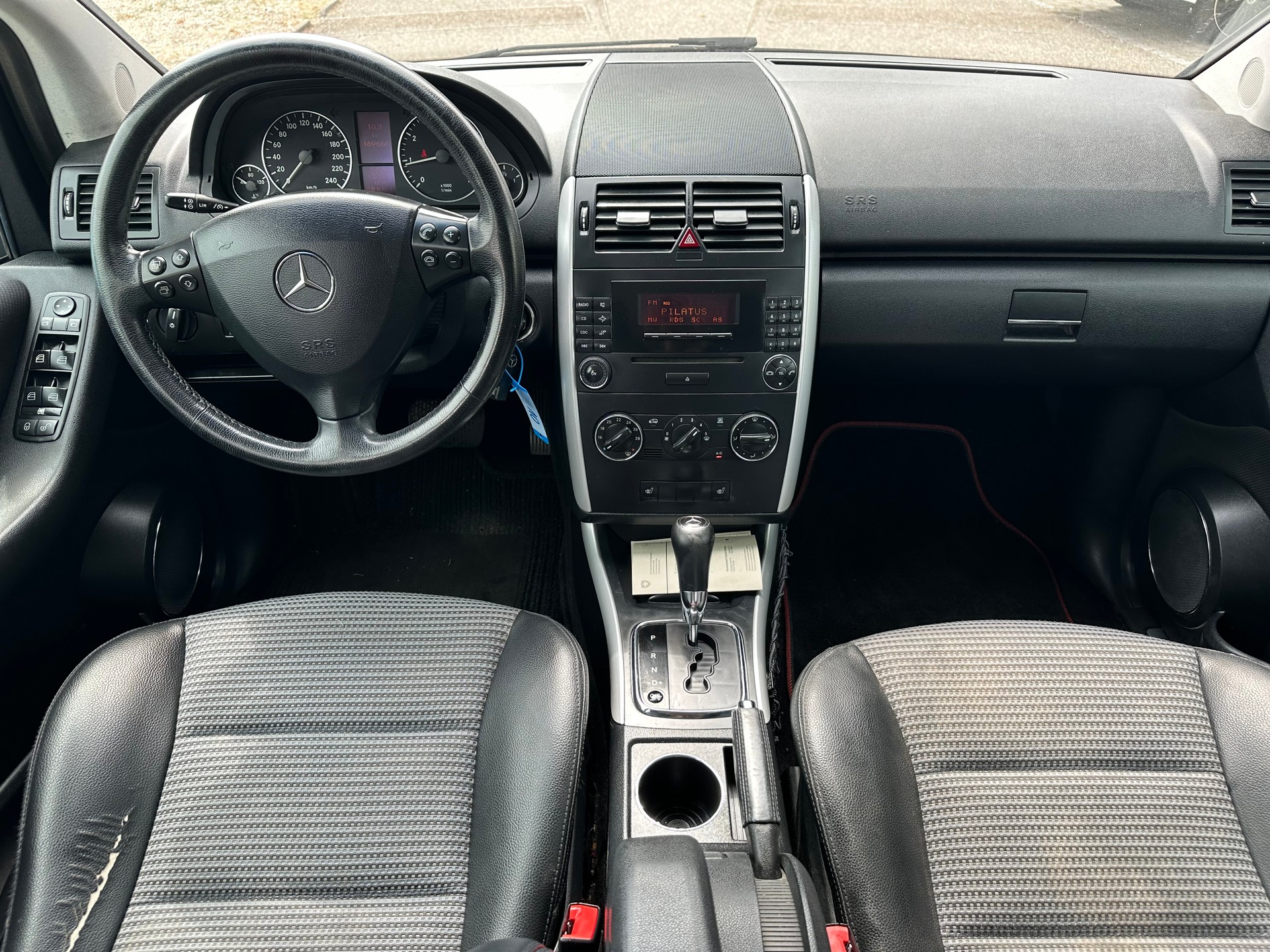 MERCEDES-BENZ A 150 Classic My first star Autotronic-image-5