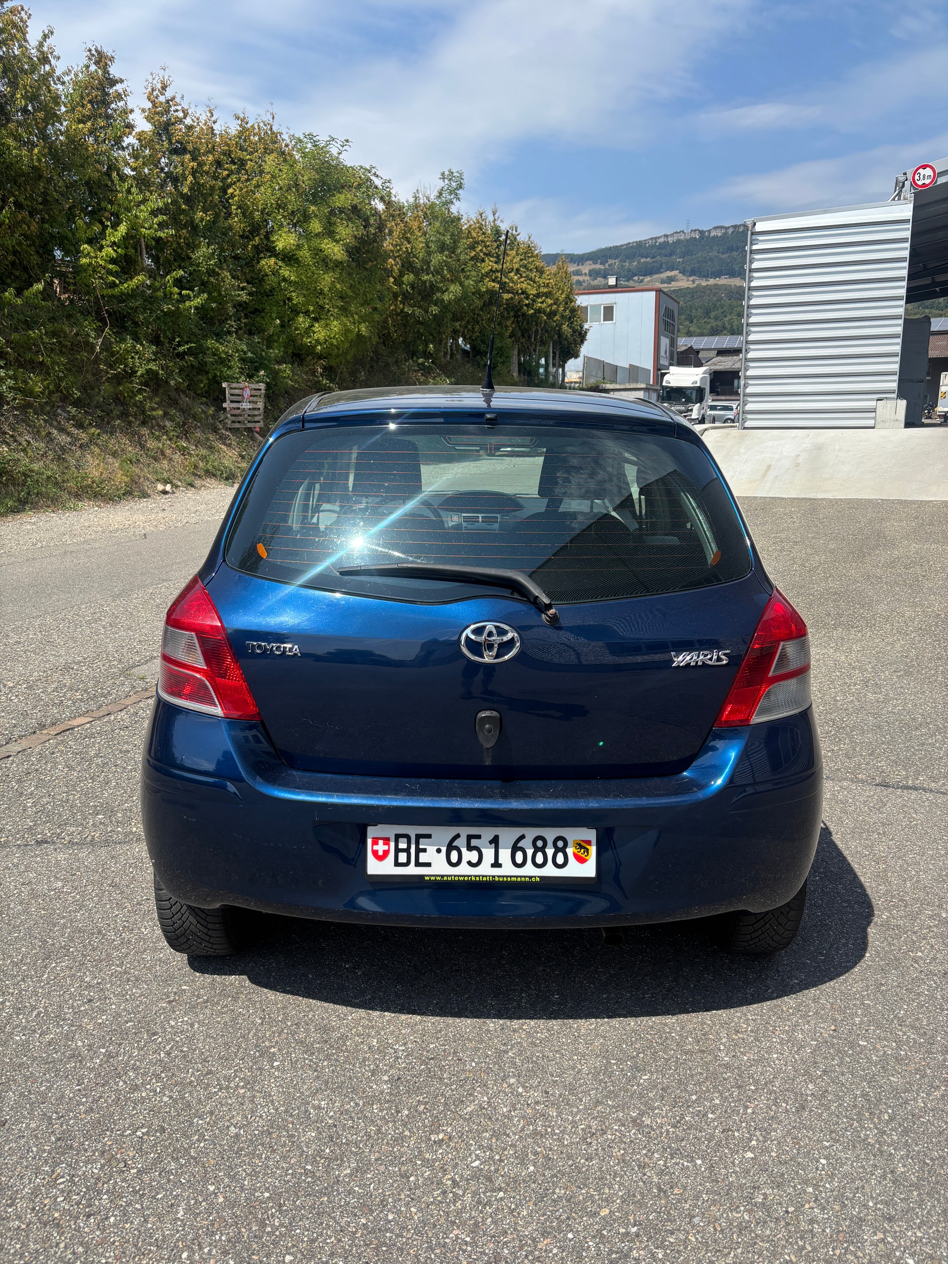 TOYOTA Yaris 1.33 Linea Luna-image-3
