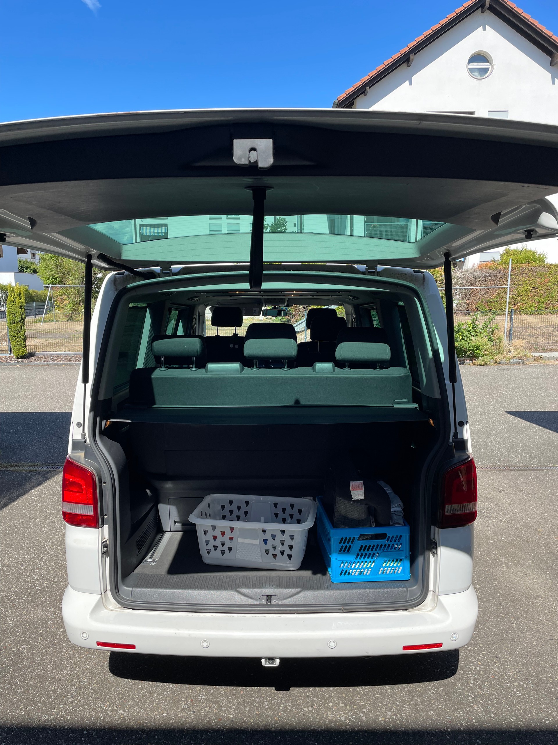 VW 2.0 TDI 140 CL Team DSG-image-16