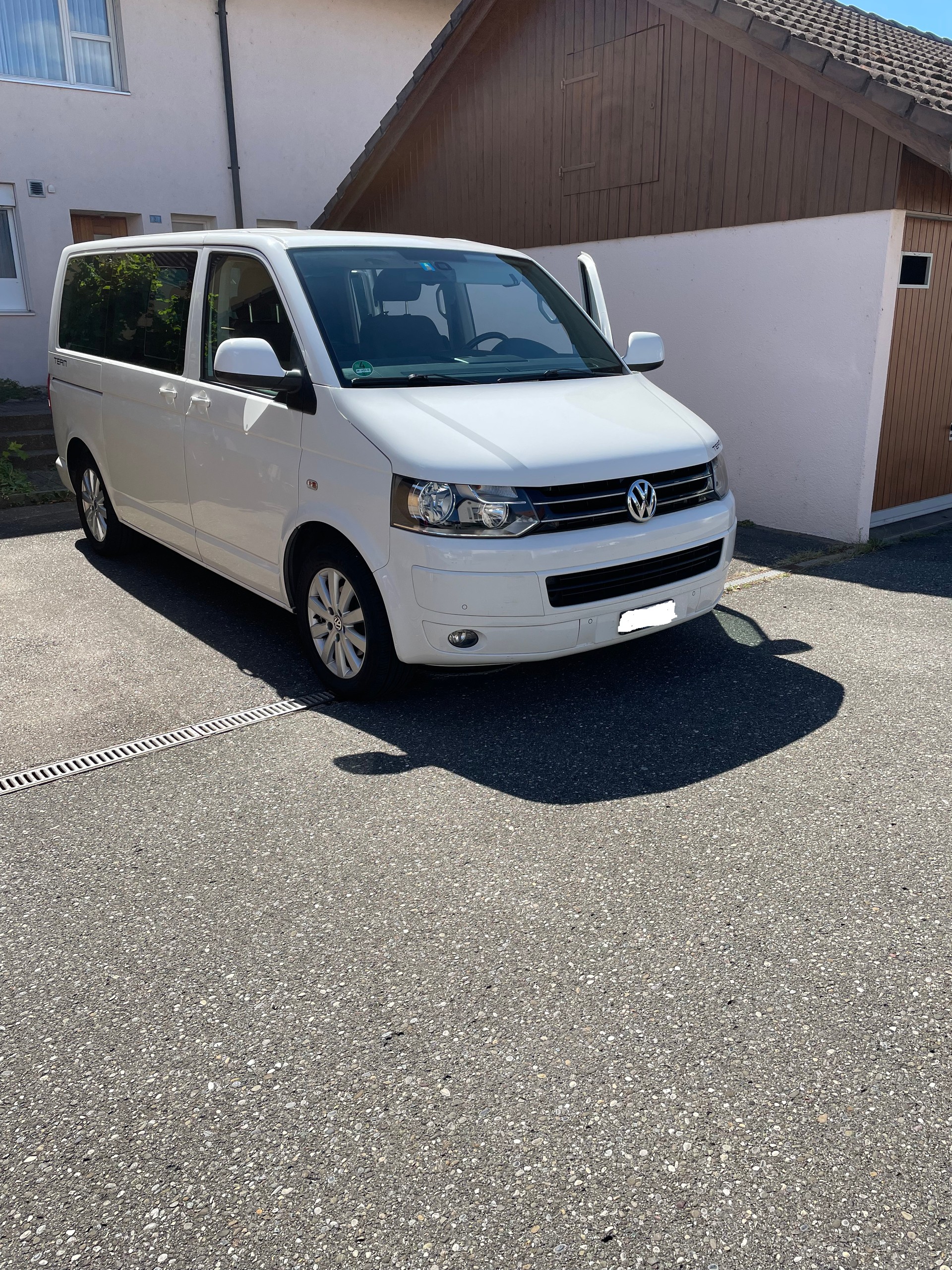 VW 2.0 TDI 140 CL Team DSG-image-4