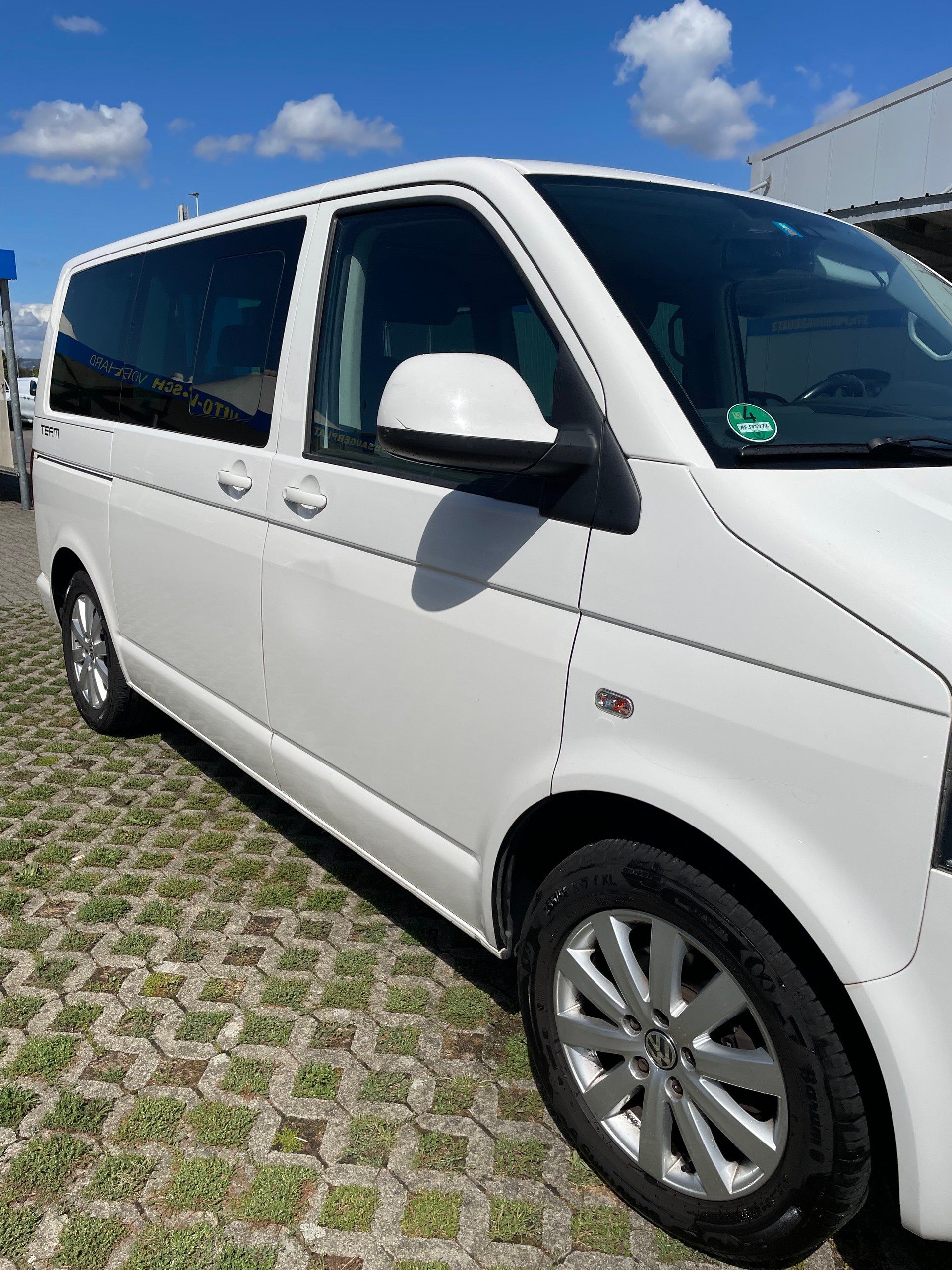 VW 2.0 TDI 140 CL Team DSG-image-1