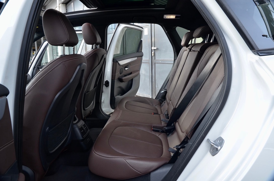 BMW 225xe iPerformance Active Tourer Steptronic M Sport-image-11