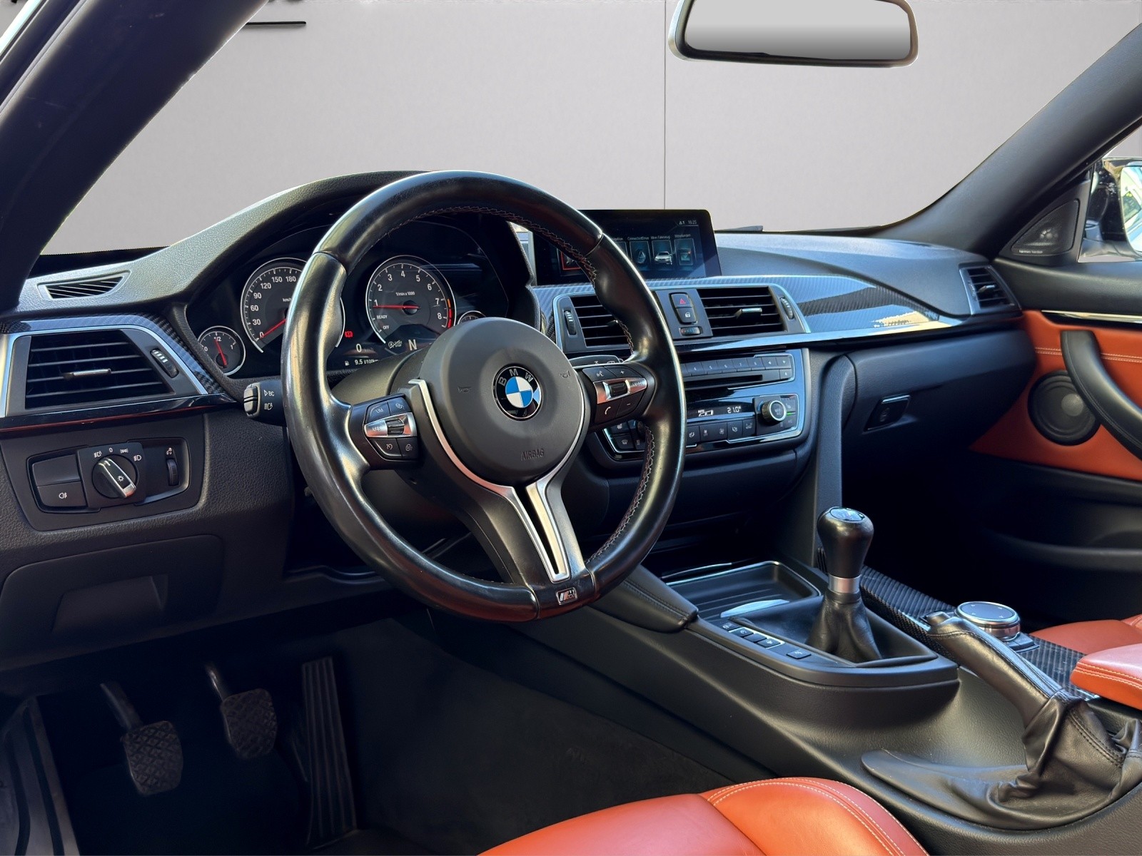 BMW M4 Coupé-image-8