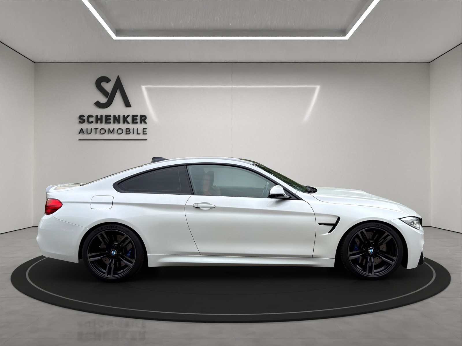 BMW M4 Coupé-image-5
