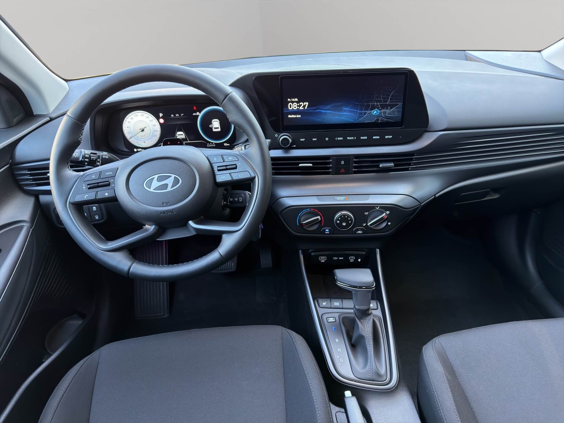 HYUNDAI i20 1.0 T-GDi Amplia Go-image-8