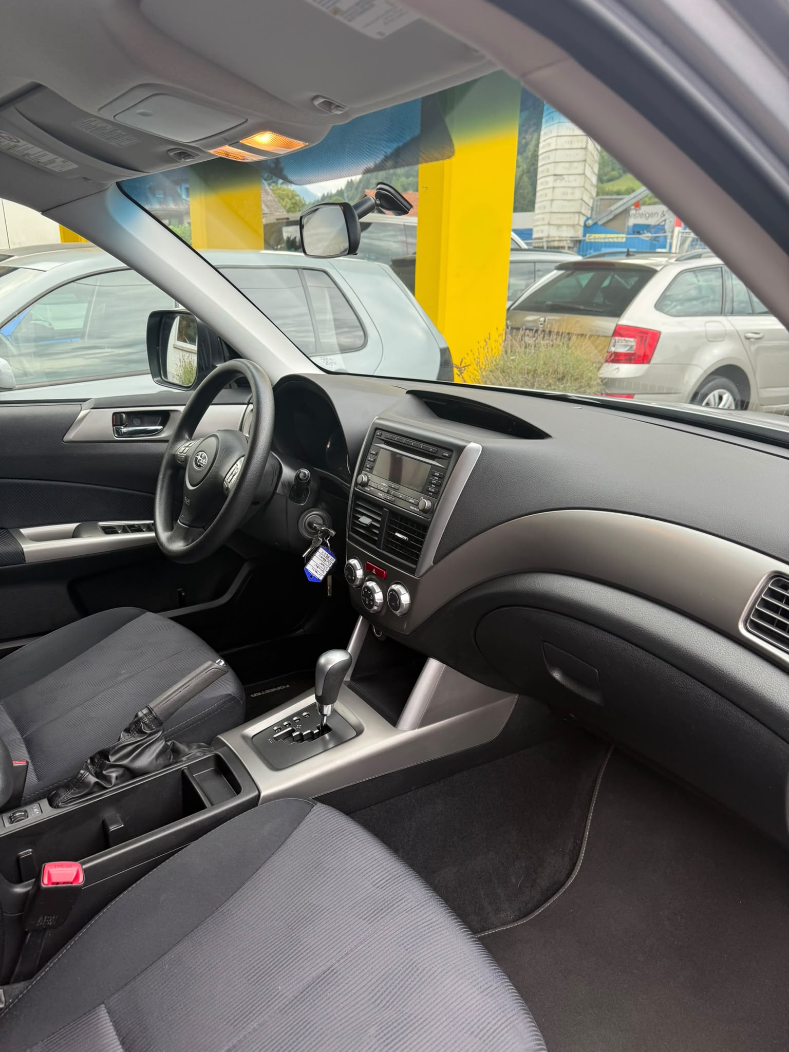 SUBARU Forester 2.0XS Comfort Celebration Automatic-image-9