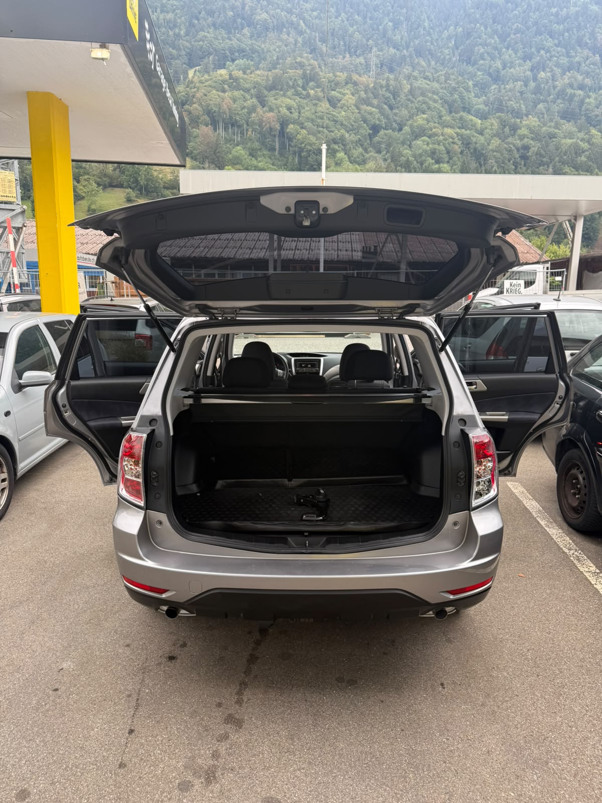 SUBARU Forester 2.0XS Comfort Celebration Automatic-image-16