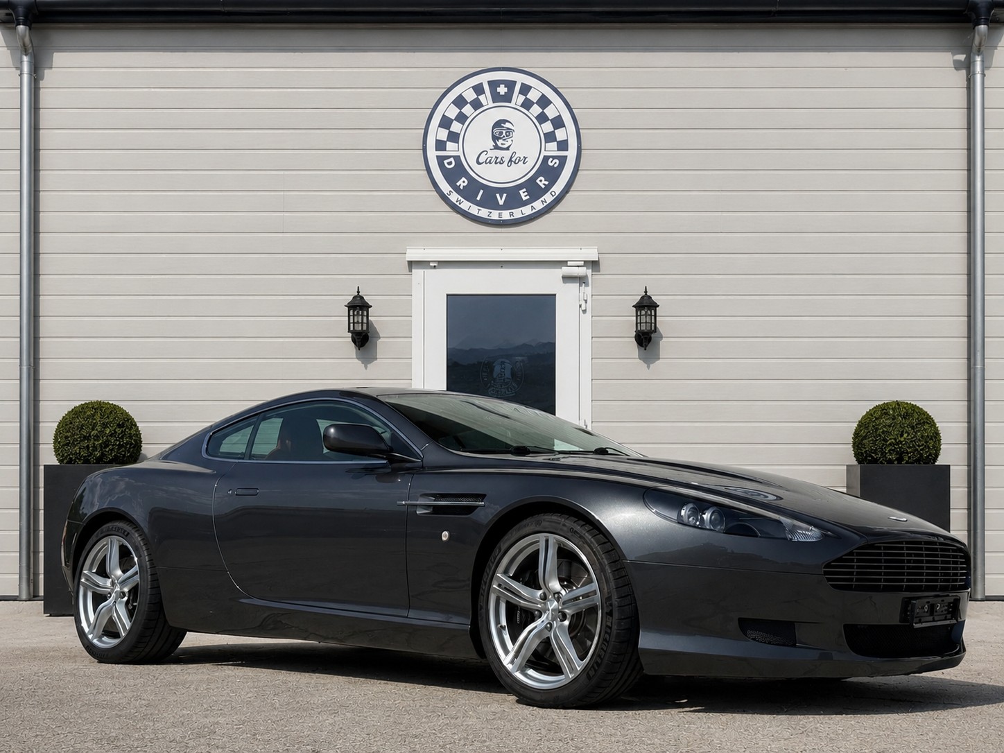 ASTON MARTIN 5.9 V12