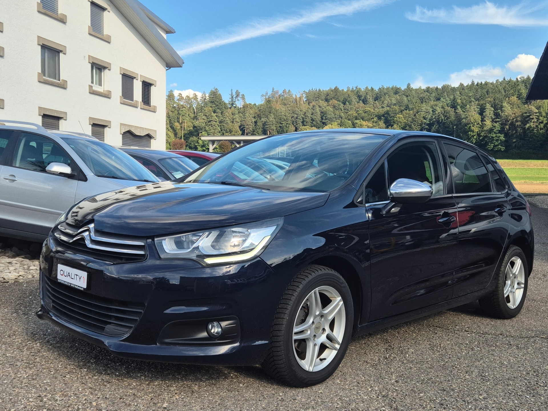 CITROEN C4 1.2 Pure Tech Feel Automatic-image-22