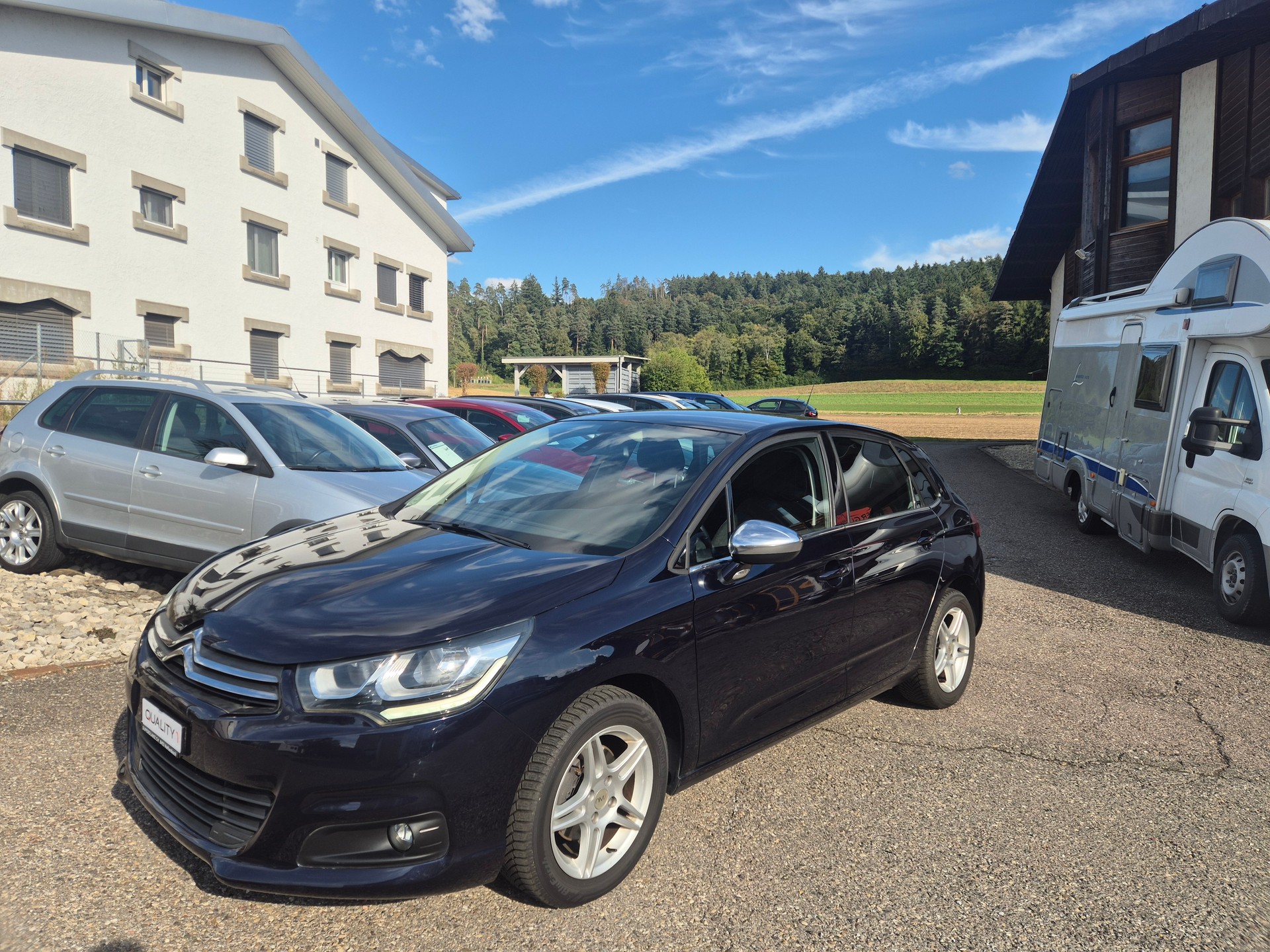 CITROEN C4 1.2 Pure Tech Feel Automatic-image-0