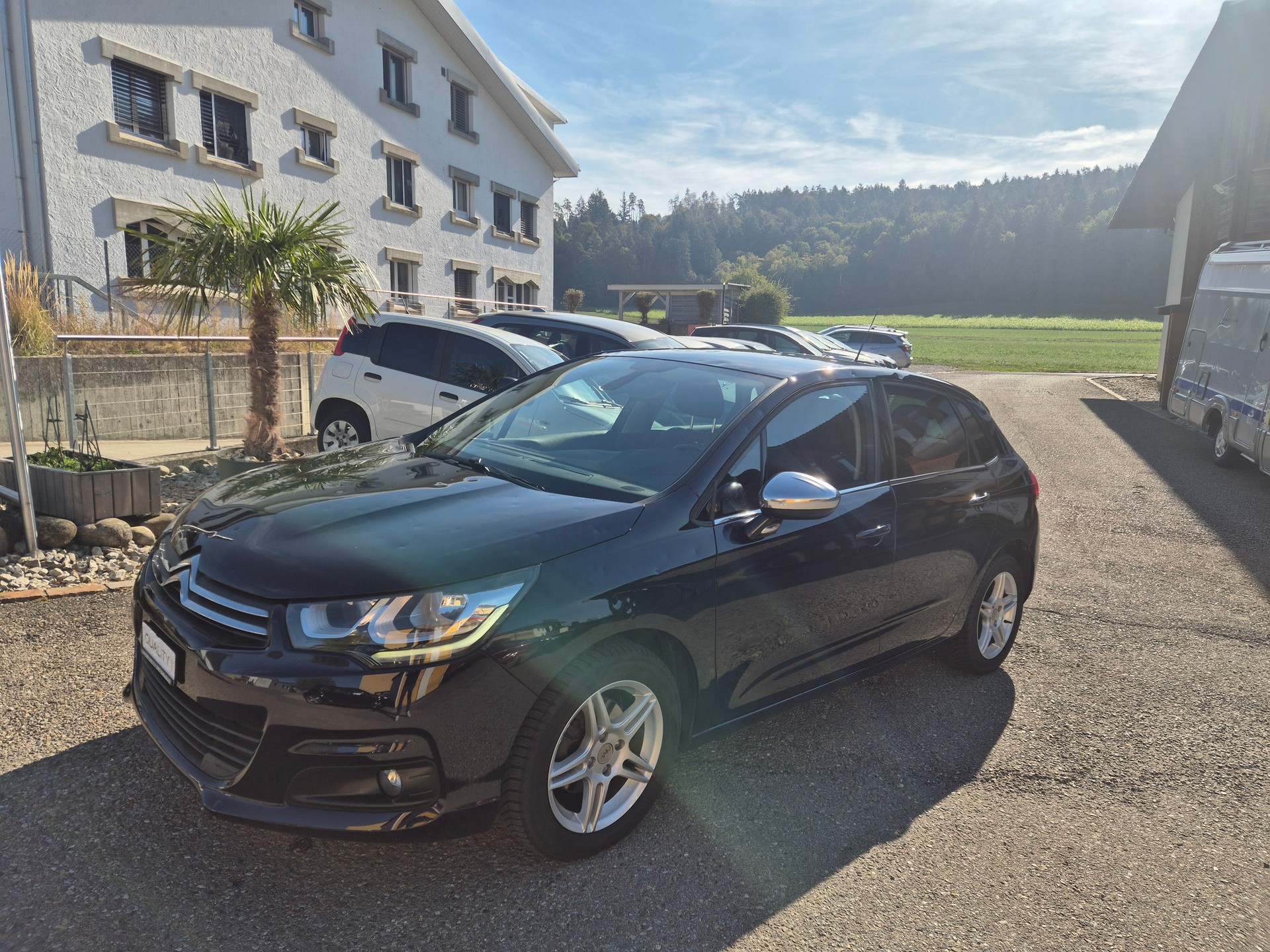 CITROEN C4 1.2 Pure Tech Feel Automatic-image-23