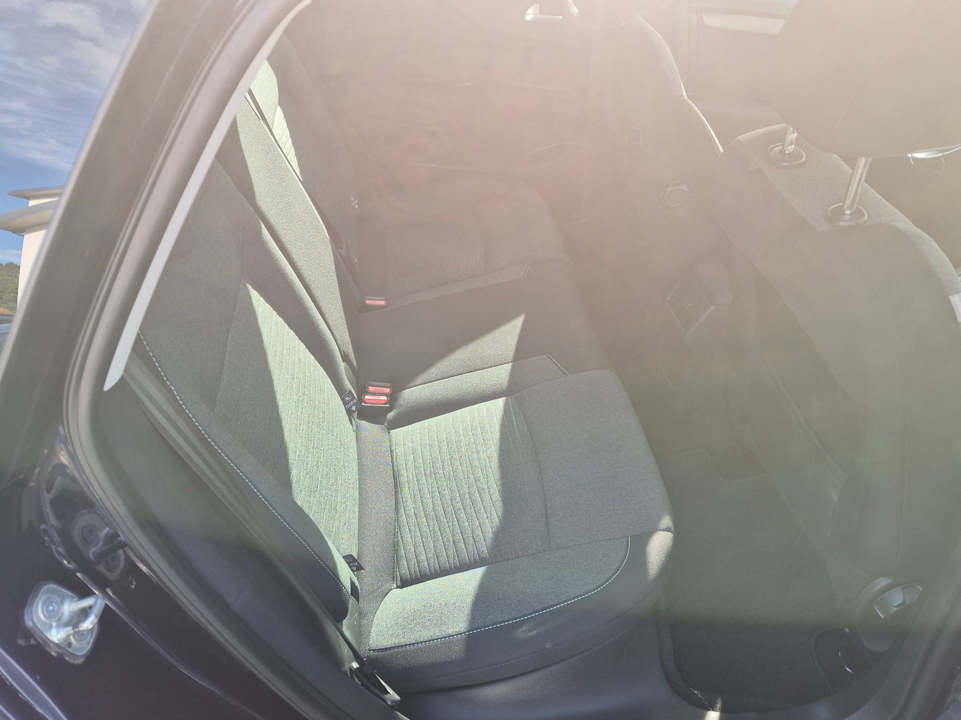 CITROEN C4 1.2 Pure Tech Feel Automatic-image-7