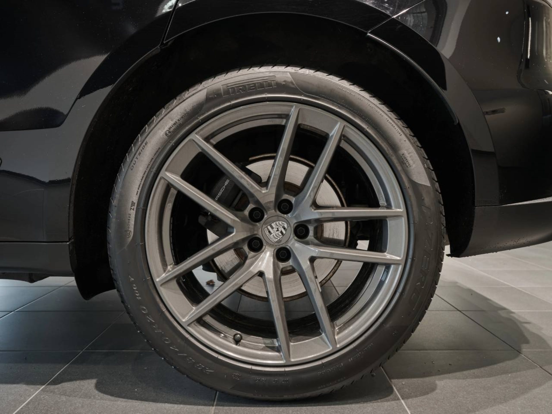 PORSCHE Macan T-image-31