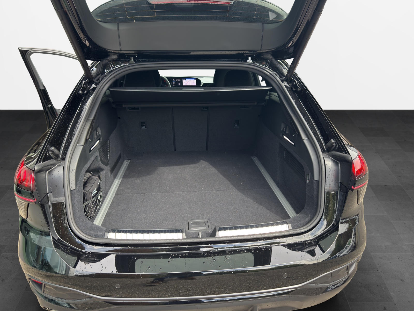 AUDI A6 Avant TDI quattro 150 kW S tronic-image-15