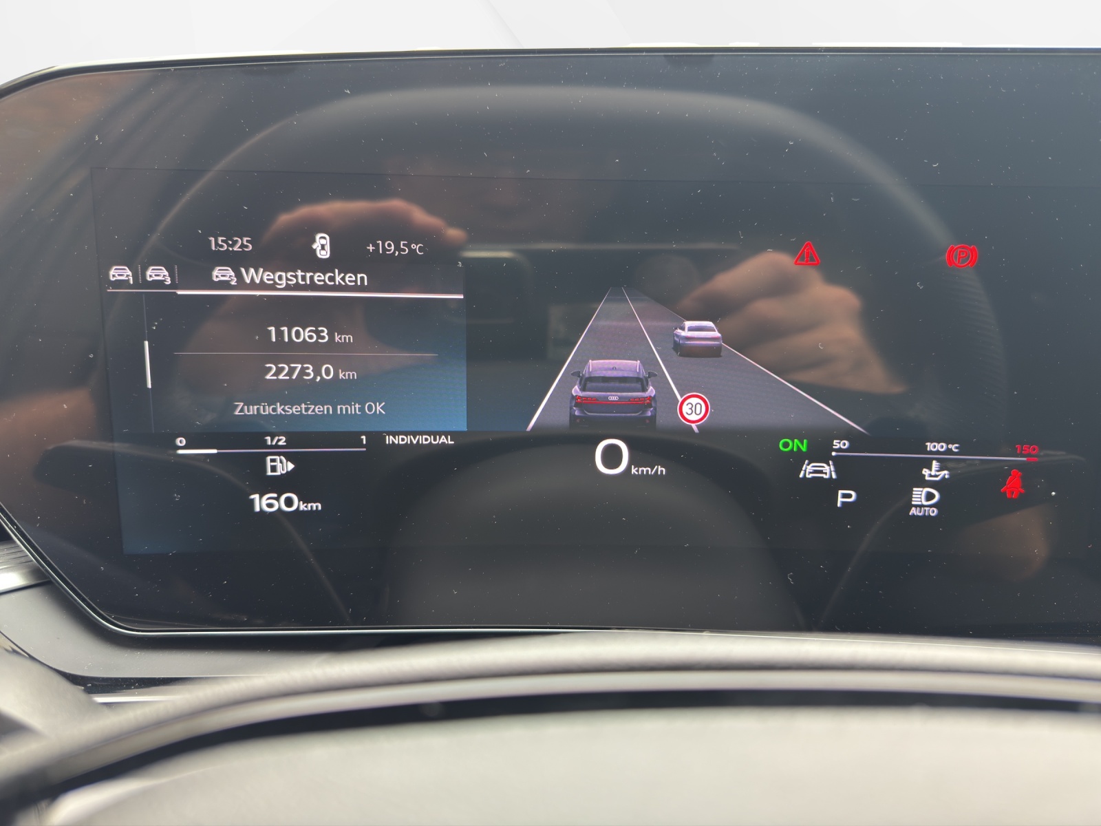 AUDI A6 Avant TDI quattro 150 kW S tronic-image-10