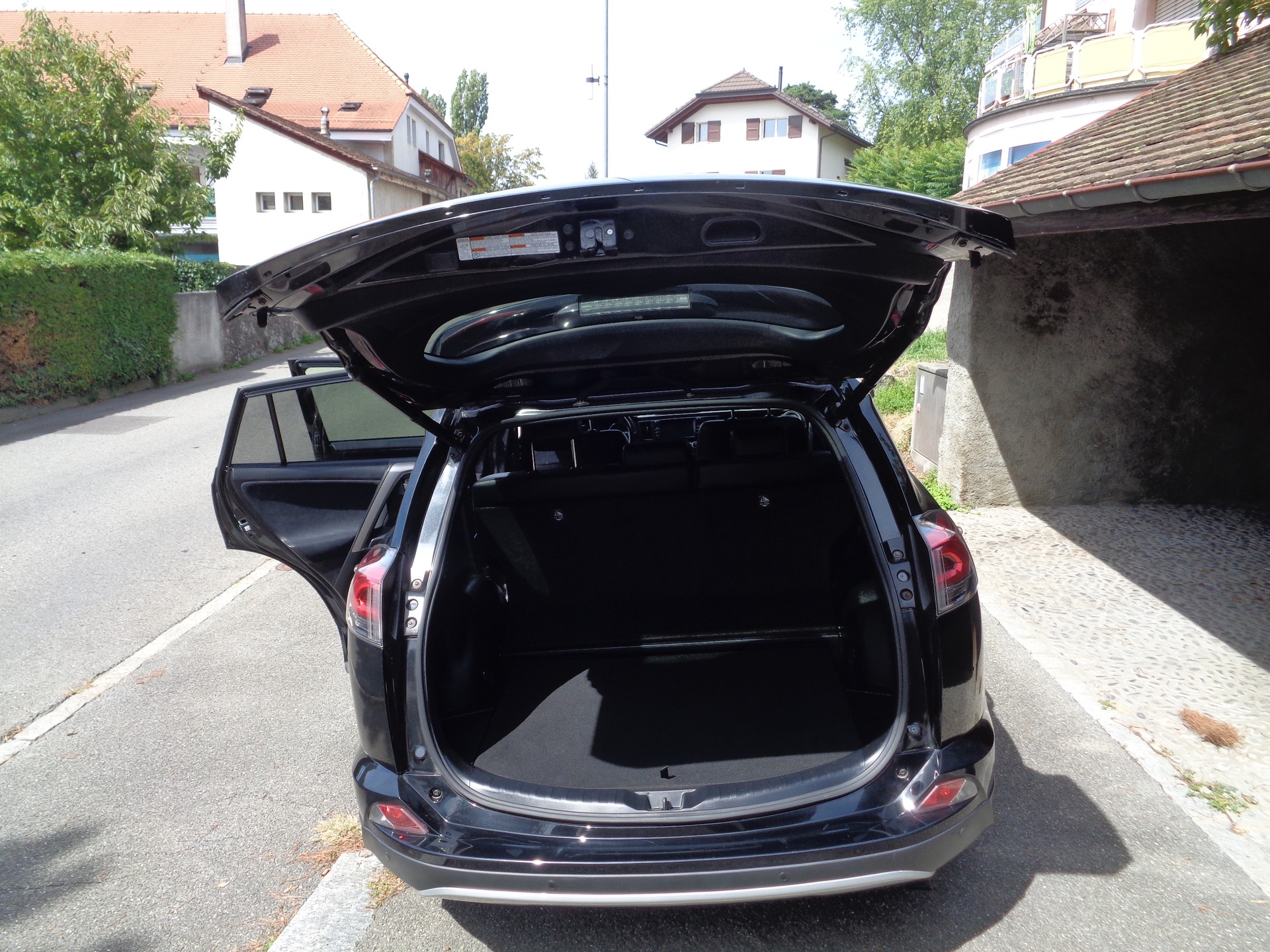TOYOTA RAV-4 2.5 HSD Style e-CVT-image-9