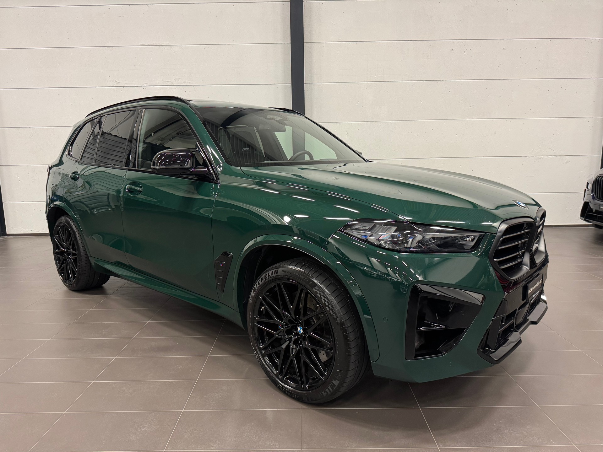 BMW X5M Competition Facelift Sonderlackierung-image-3