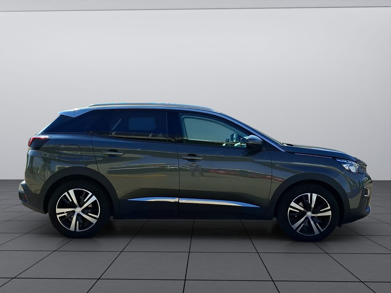 PEUGEOT 3008 1.2 PureTech Allure EAT-image-7