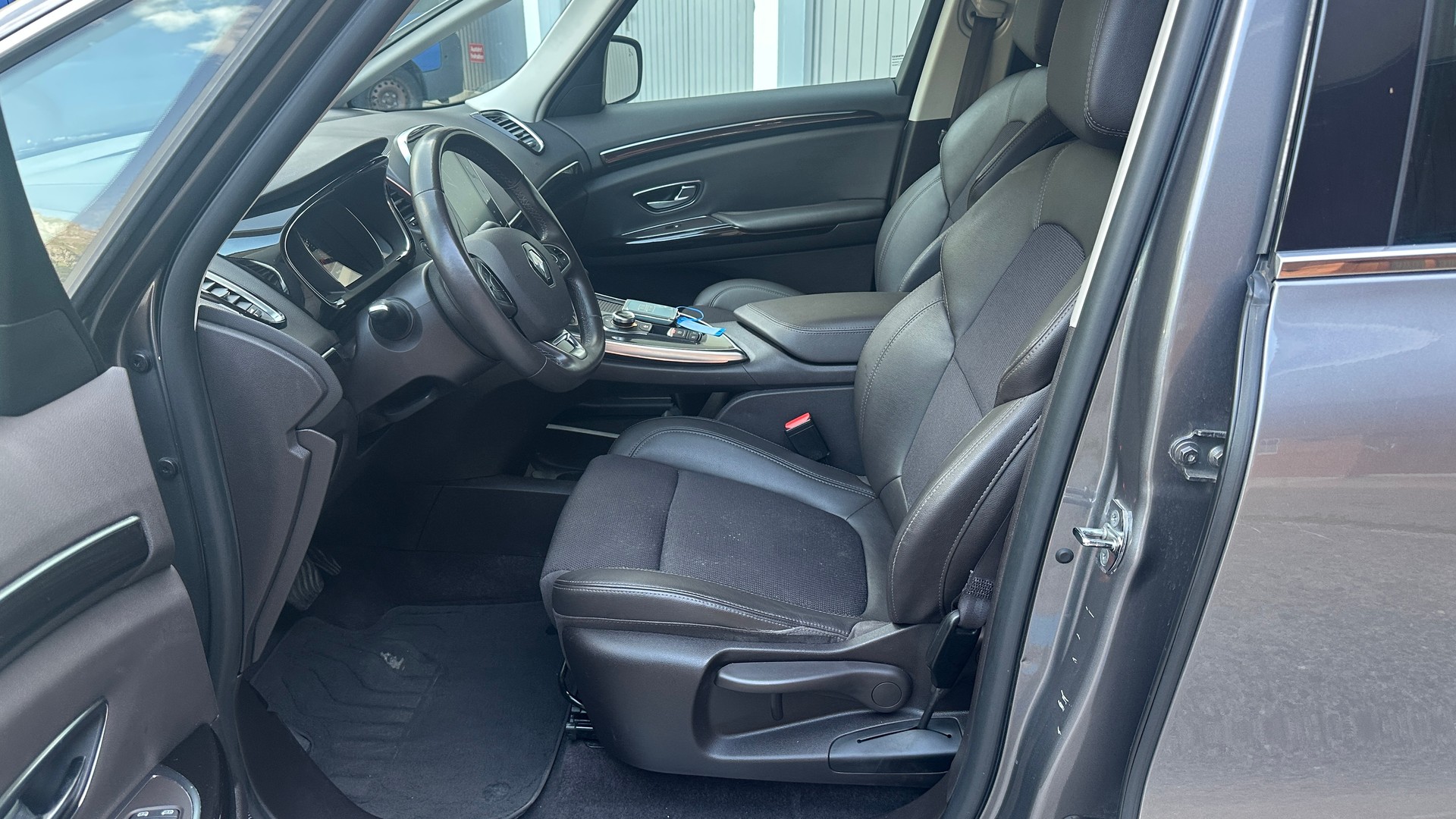 RENAULT Espace 1.6 TCe Intens EDC-image-4