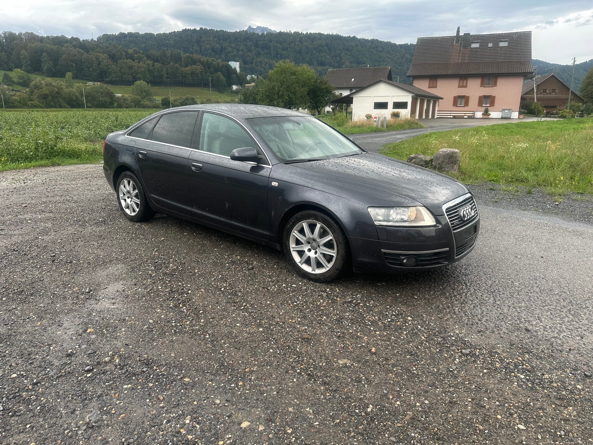 AUDI A6 Limousine 3.0 V6 TDI quattro-image-3