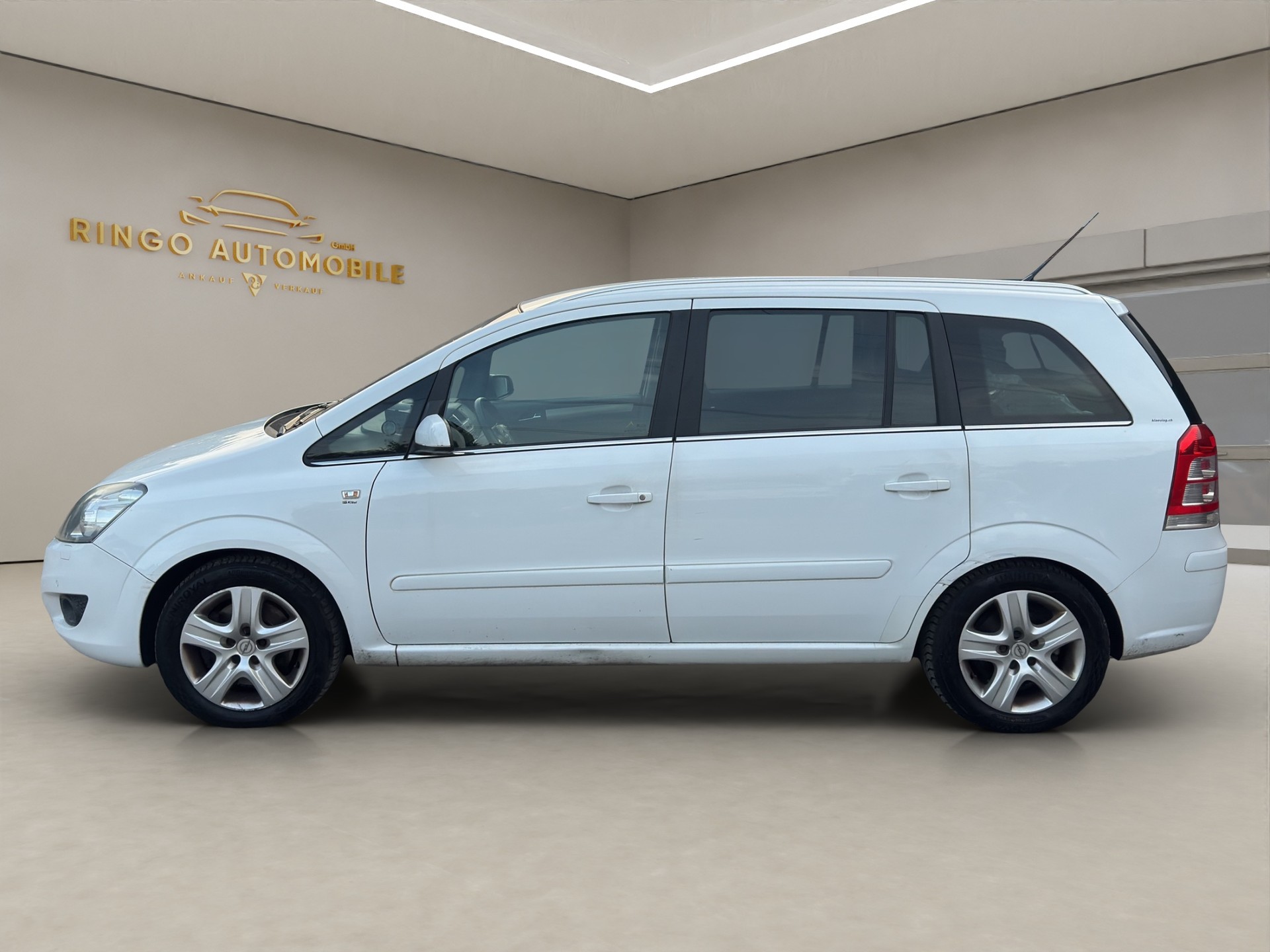 OPEL Zafira 1.7 CDTI Sport-showroom-element-3