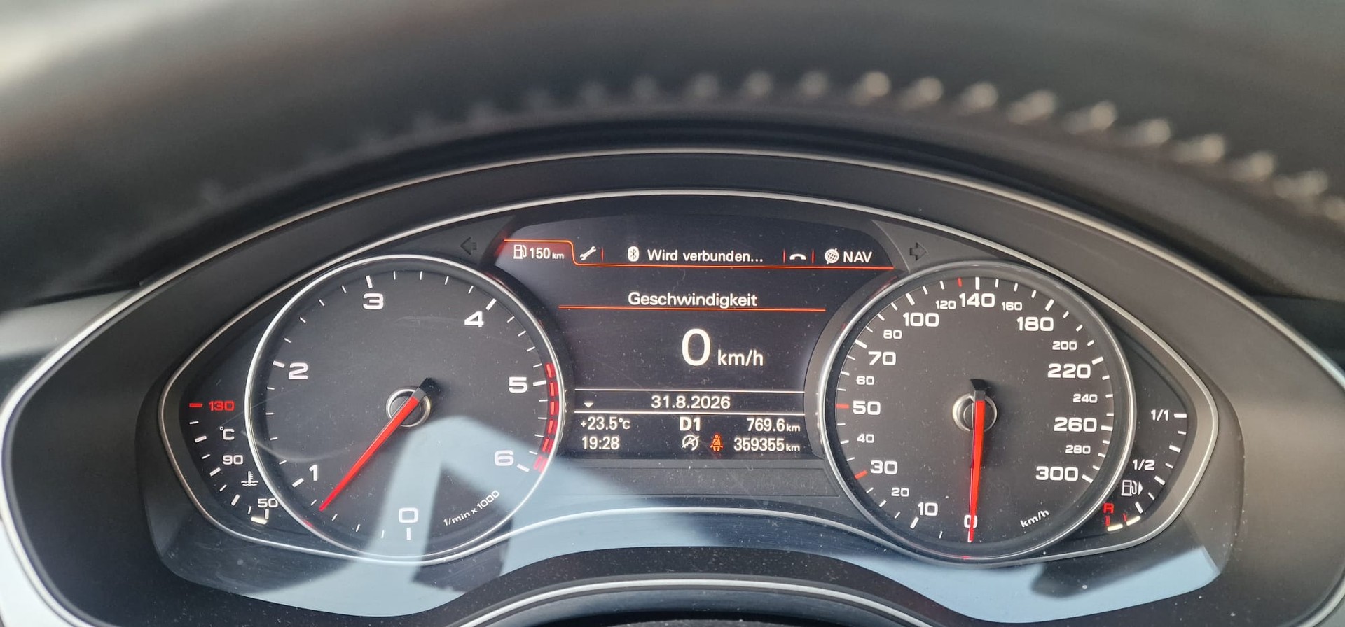 AUDI A6 Avant 3.0 BiTDI V6 quattro tiptronic-image-11