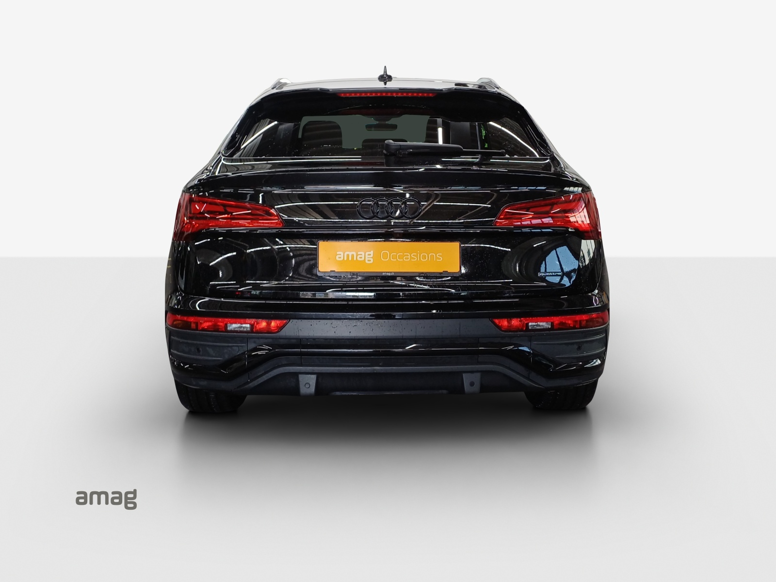AUDI Q5 Sportback 50 TFSI e PHEV S line quattro S-tronic-image-3